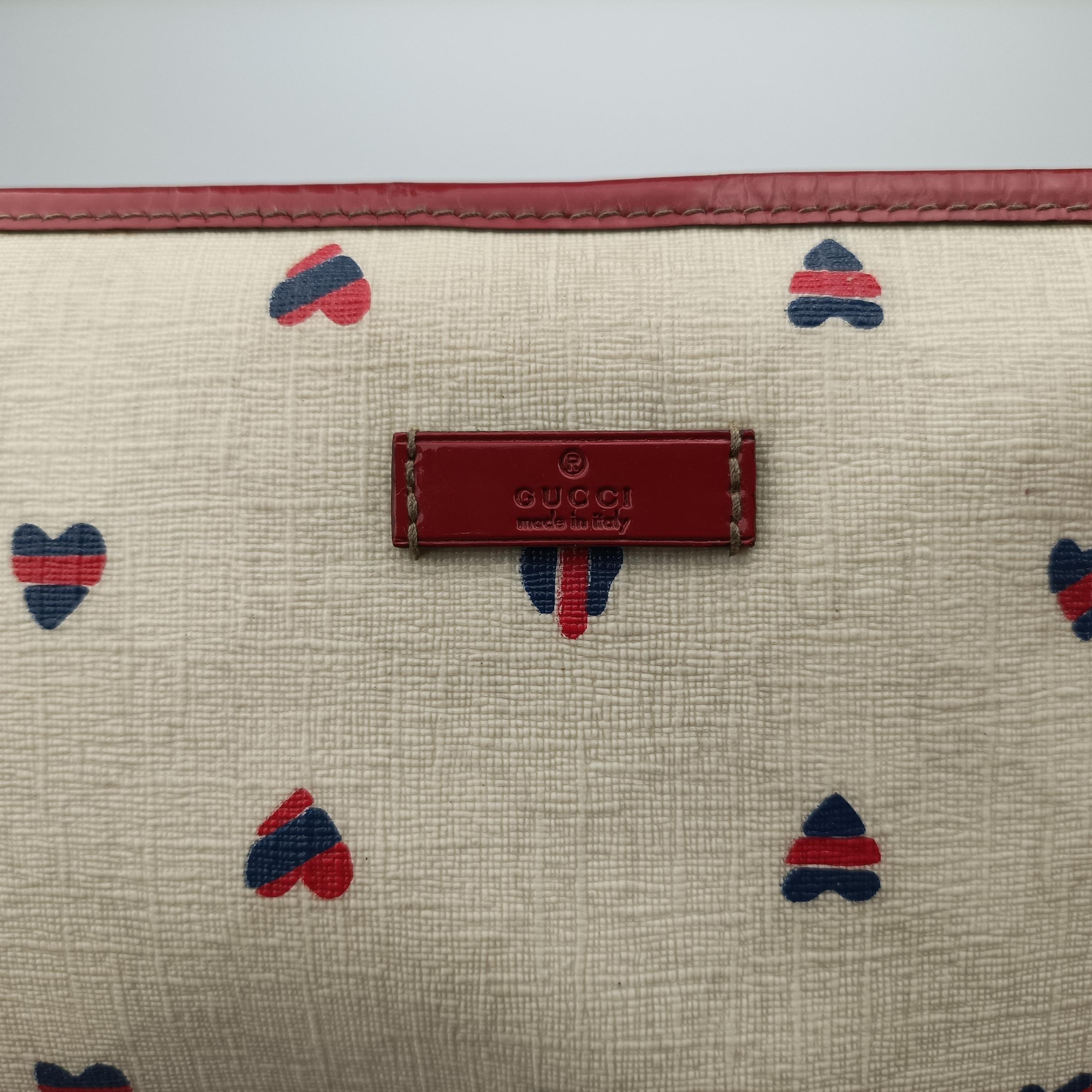 Vintage Gucci GG Supreme GG Plus heart flower White×red PVC coated canvas 197953 handbag | stylenewstar