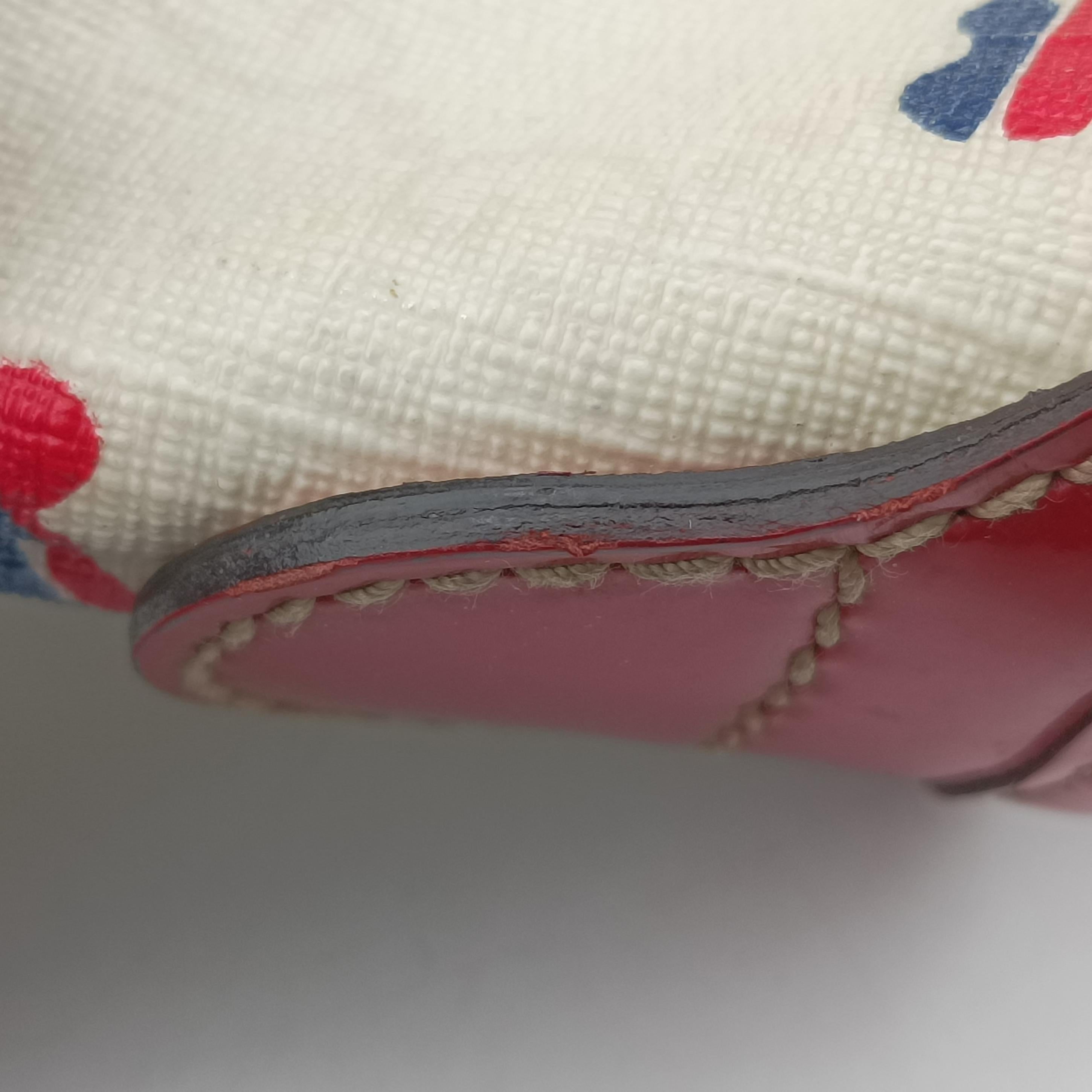 Vintage Gucci GG Supreme GG Plus heart flower White×red PVC coated canvas 197953 handbag | stylenewstar