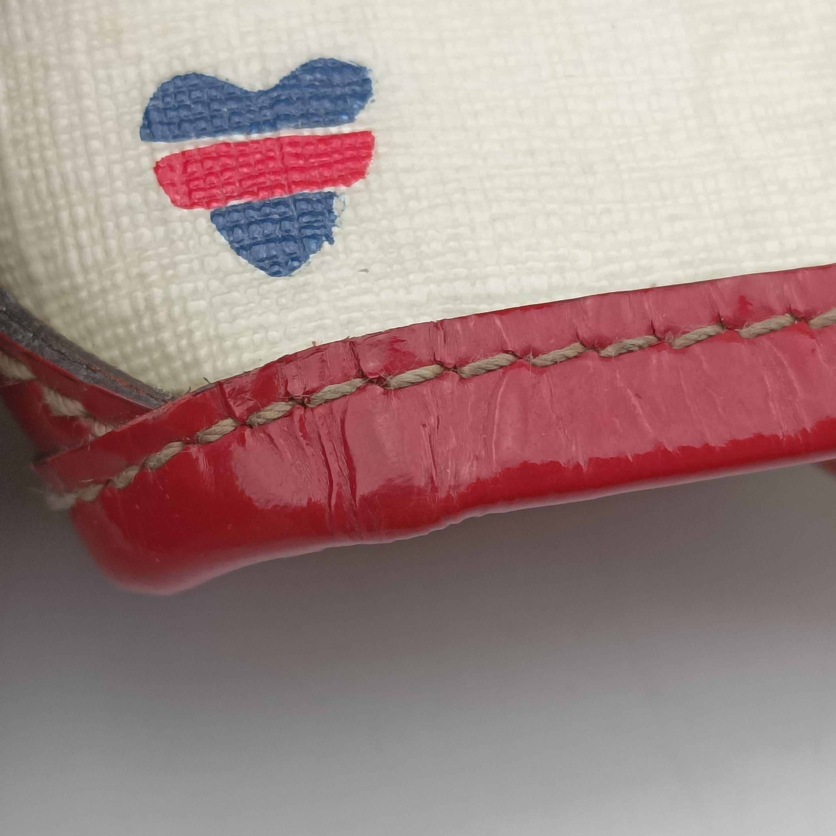 Vintage Gucci GG Supreme GG Plus heart flower White×red PVC coated canvas 197953 handbag | stylenewstar