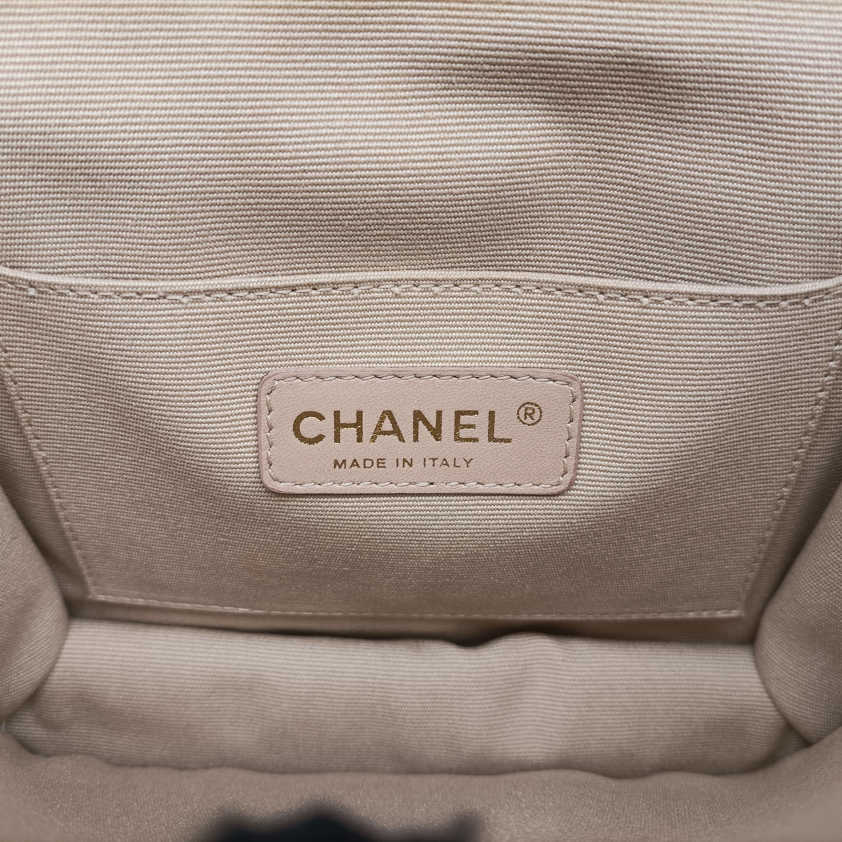 Pre-owned Chanel 2.55 Rita Matelasse White Leather A66816 shoulderbag | stylenewstar