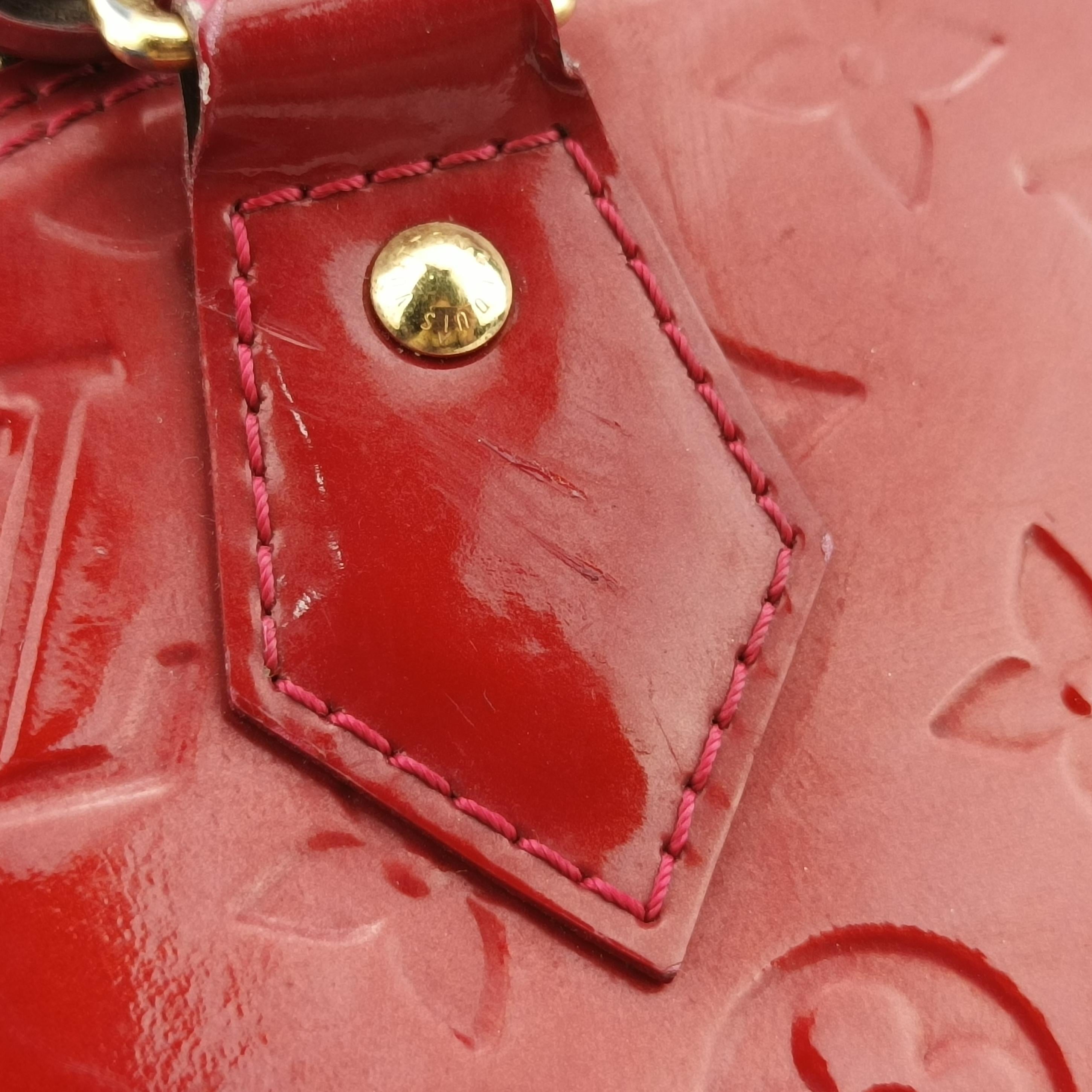 Vintage Louis Vuitton Alma BB CERISE Vernis M90174 shoulderbag | stylenewstar
