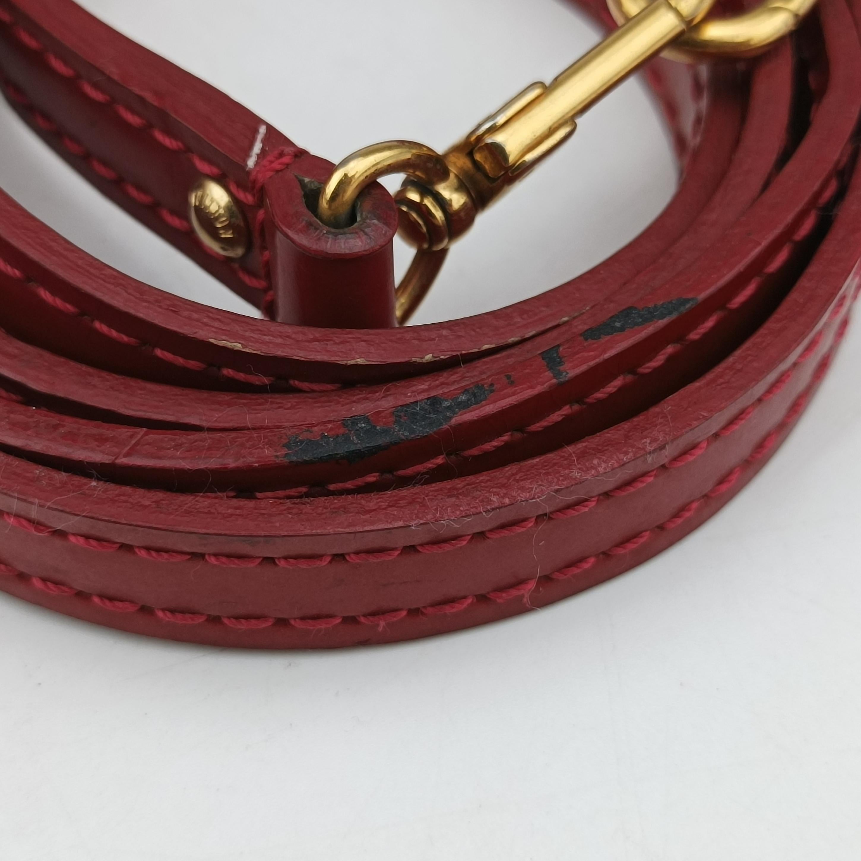 Vintage Louis Vuitton Alma BB CERISE Vernis M90174 shoulderbag | stylenewstar