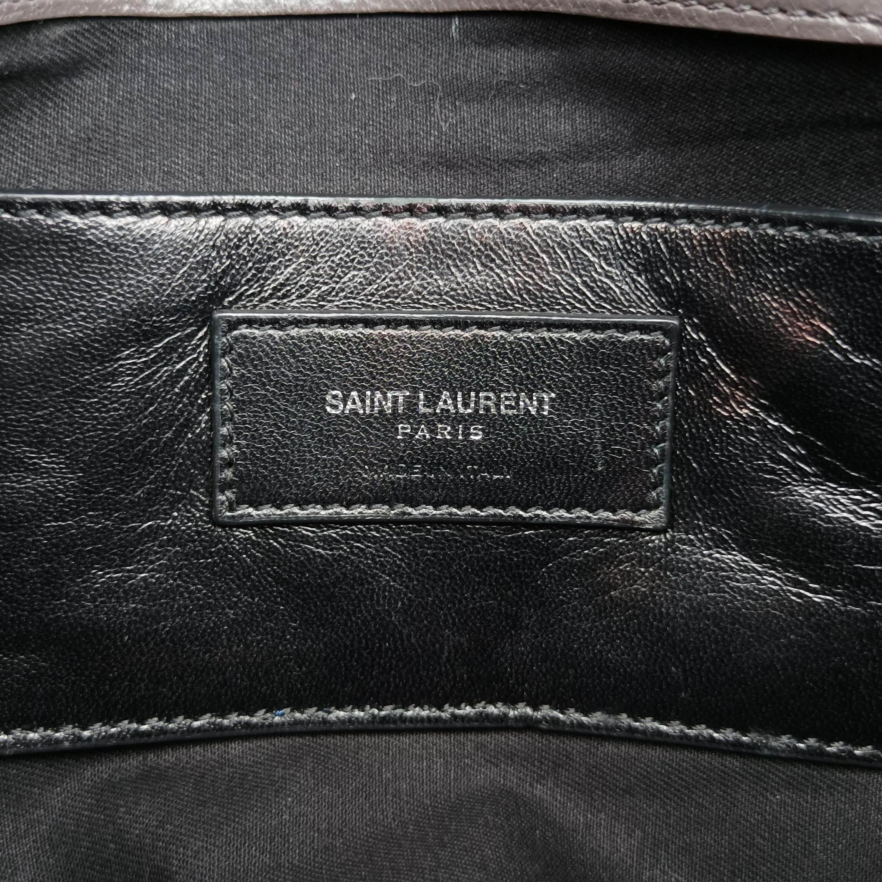 Secondhand Yves Saint Laurent COLLEGE Grey Leather 428056 shoulderbag | stylenewstar