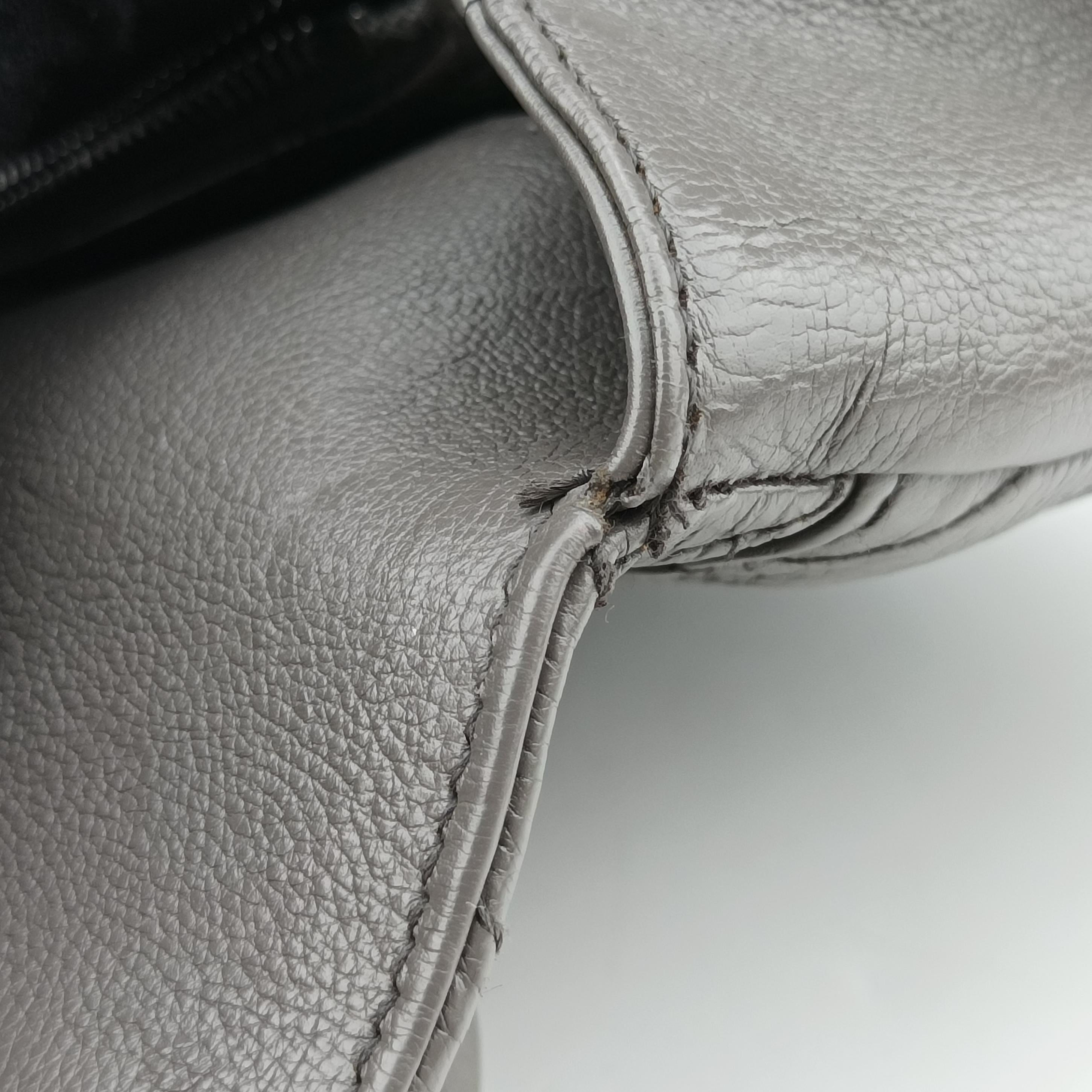 Secondhand Yves Saint Laurent COLLEGE Grey Leather 428056 shoulderbag | stylenewstar
