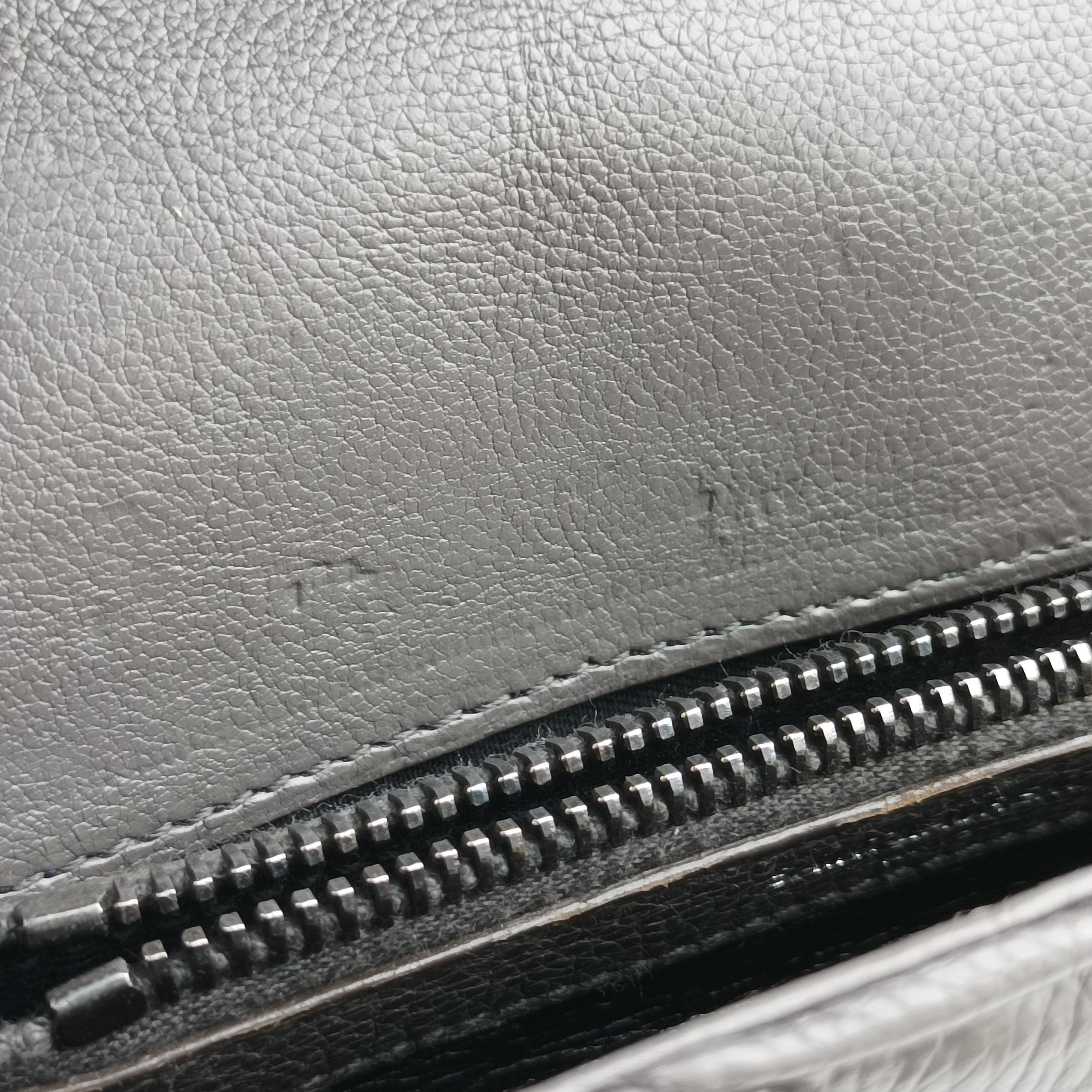 Secondhand Yves Saint Laurent COLLEGE Grey Leather 428056 shoulderbag | stylenewstar