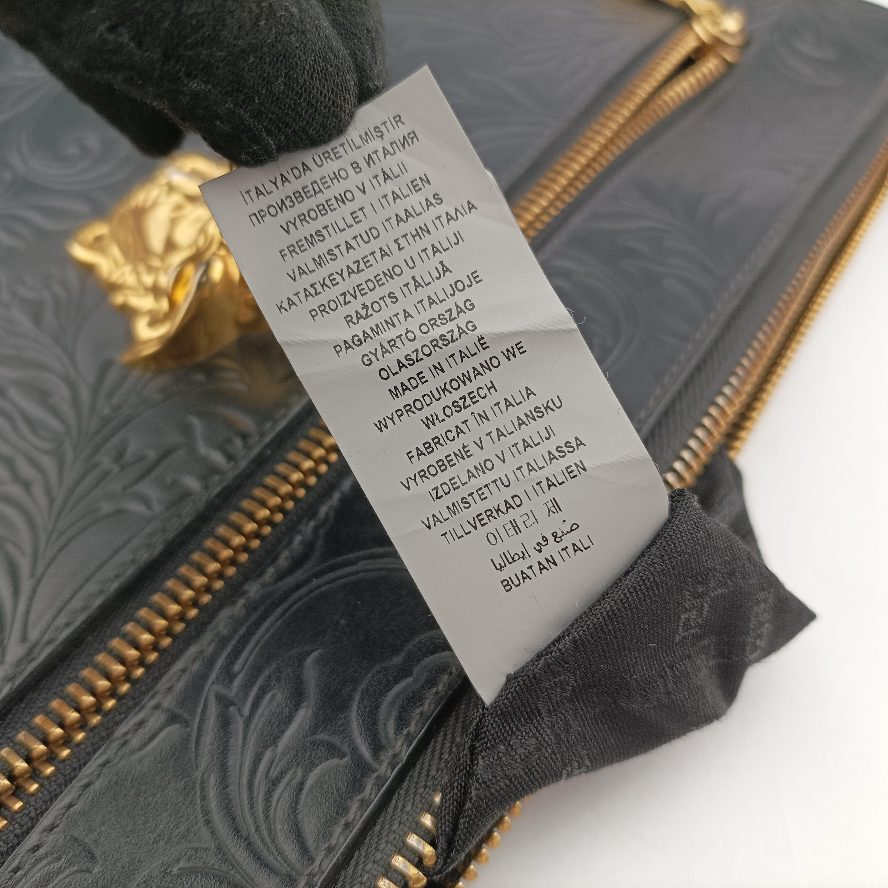Secondhand VERSACE La Medusa Black Leather  clutchbag | stylenewstar