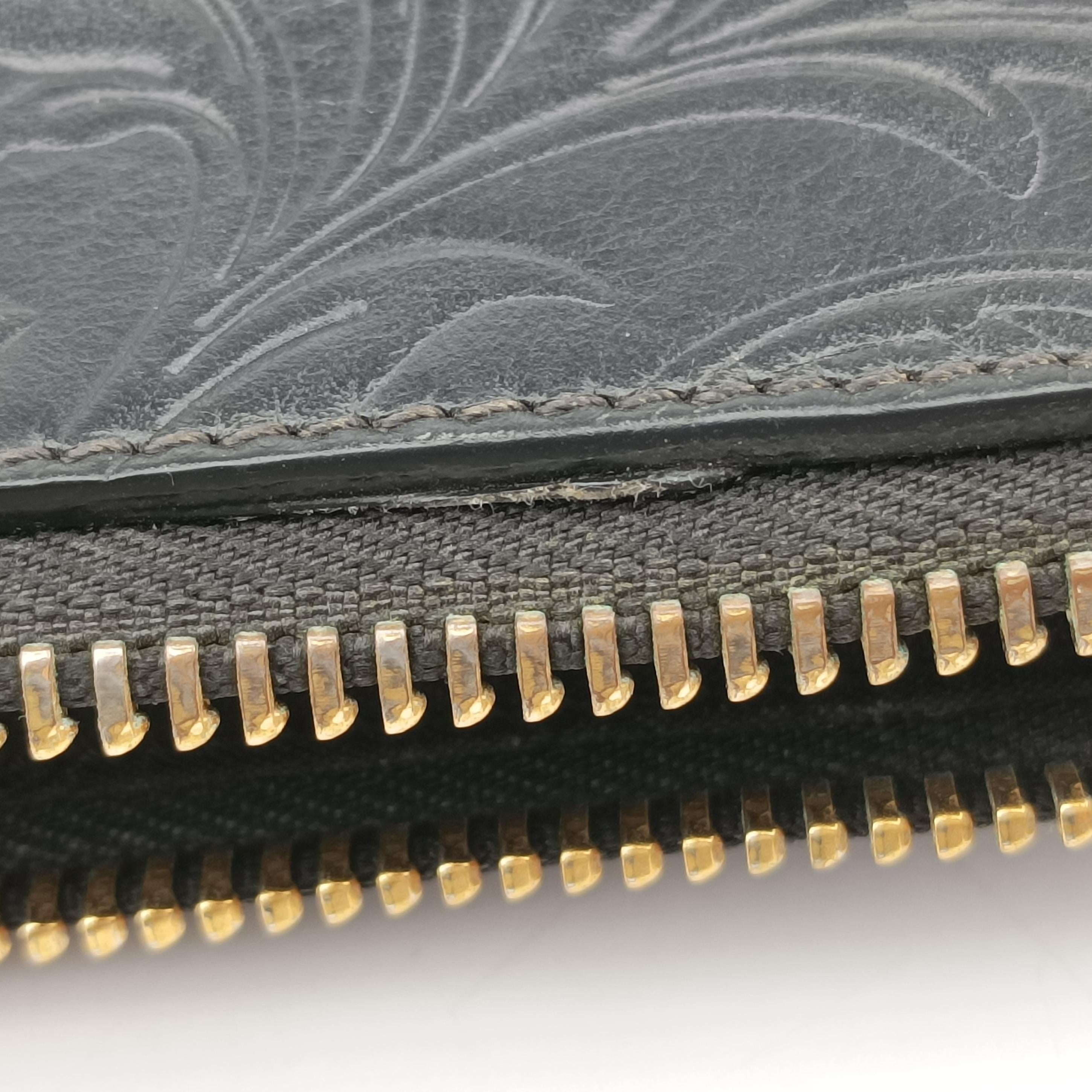 Secondhand VERSACE La Medusa Black Leather  clutchbag | stylenewstar
