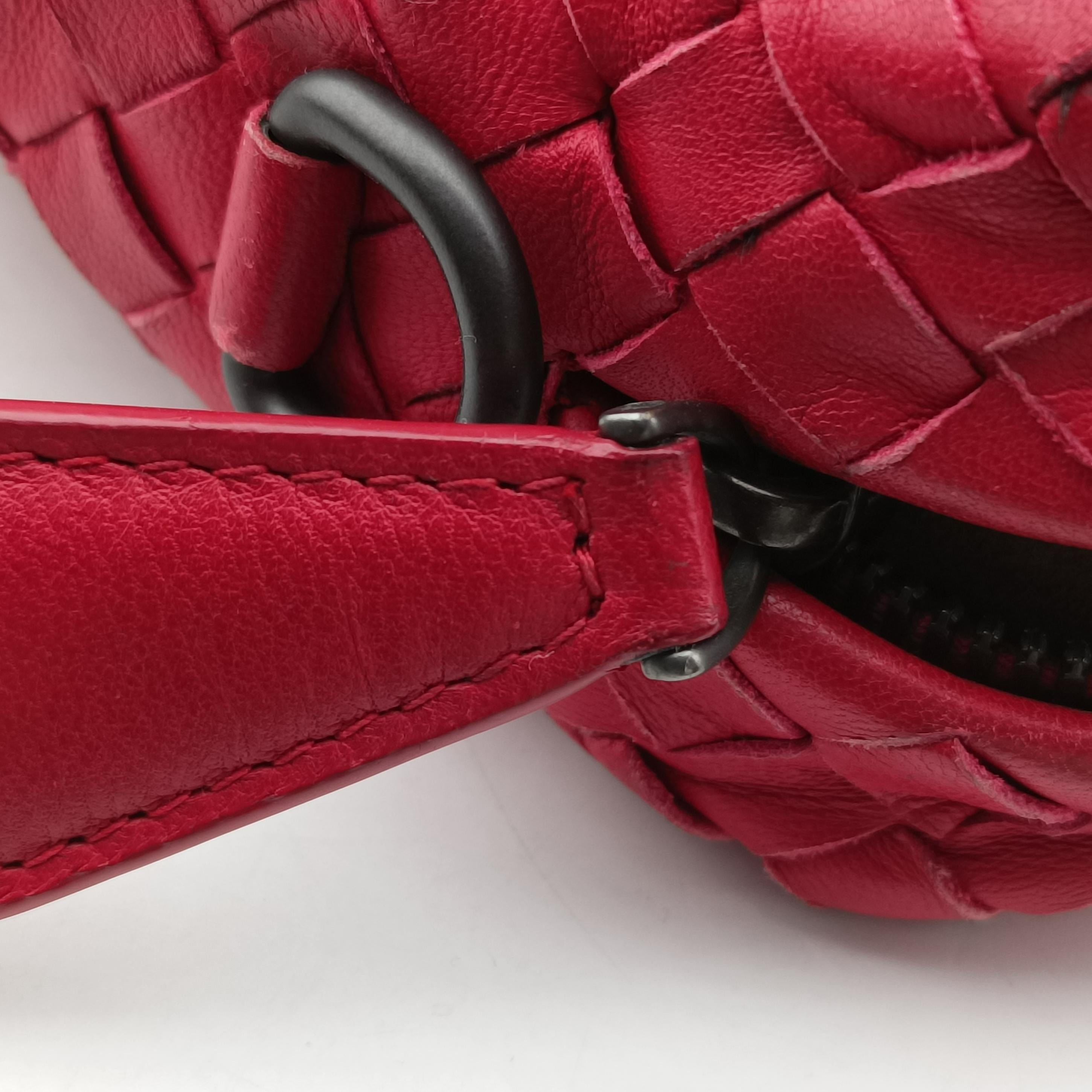 Secondhand Bottega Veneta NODINI Intrecciato Red lambskin  shoulderbag | stylenewstar