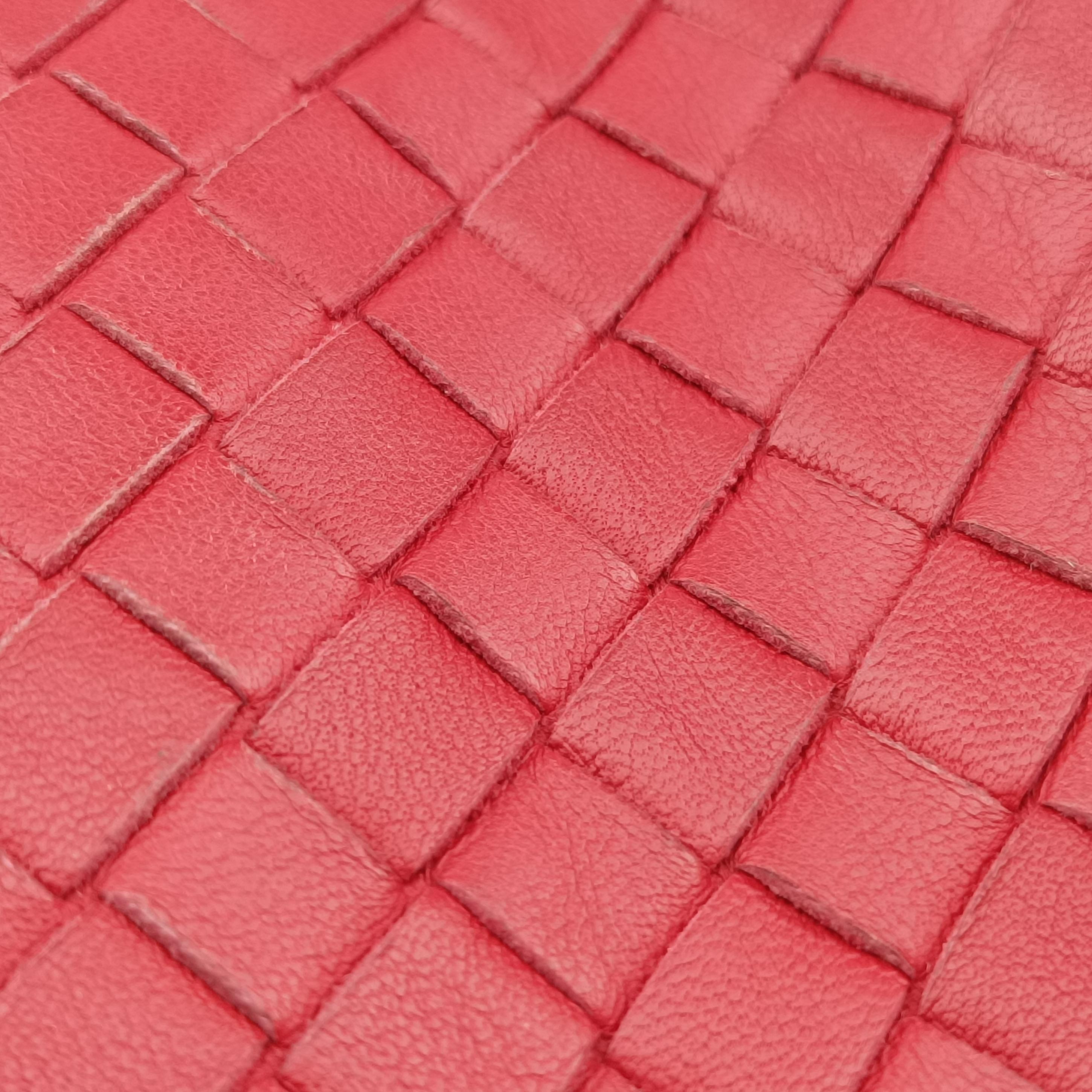 Secondhand Bottega Veneta NODINI Intrecciato Red lambskin  shoulderbag | stylenewstar