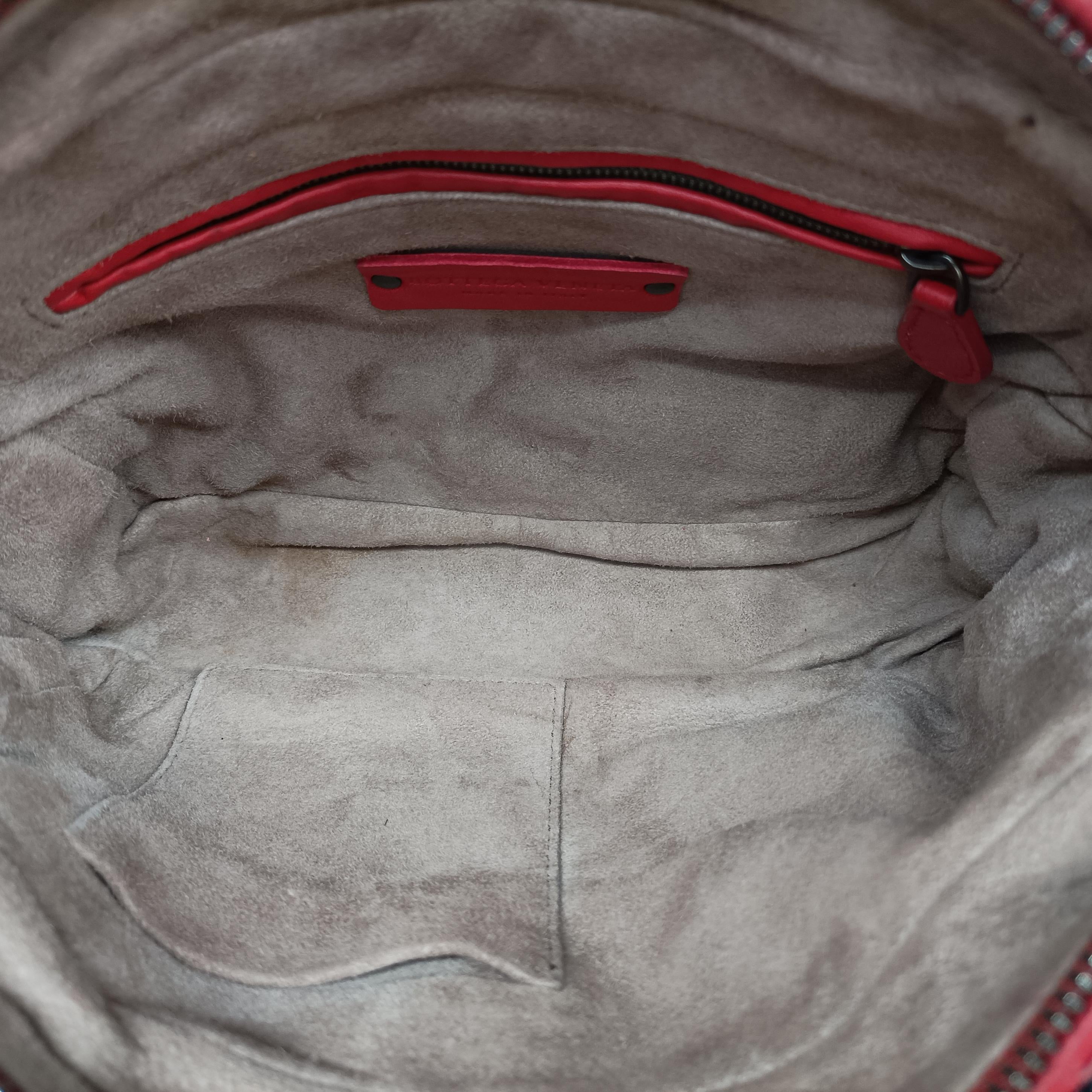 Secondhand Bottega Veneta NODINI Intrecciato Red lambskin  shoulderbag | stylenewstar