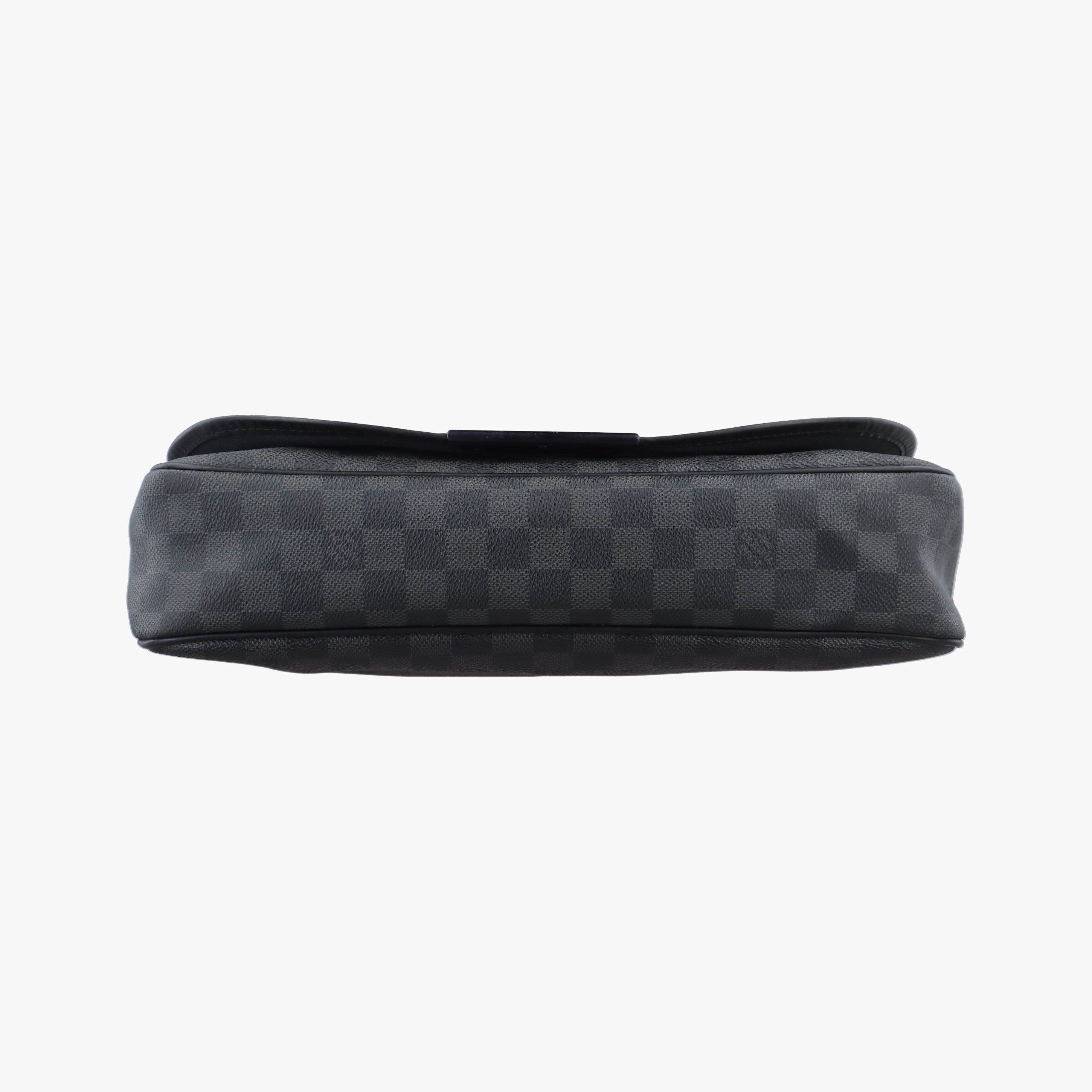 Pre-owned Louis Vuitton DANIEL MM Noir Damier Graphite N58029 shoulderbag | stylenewstar