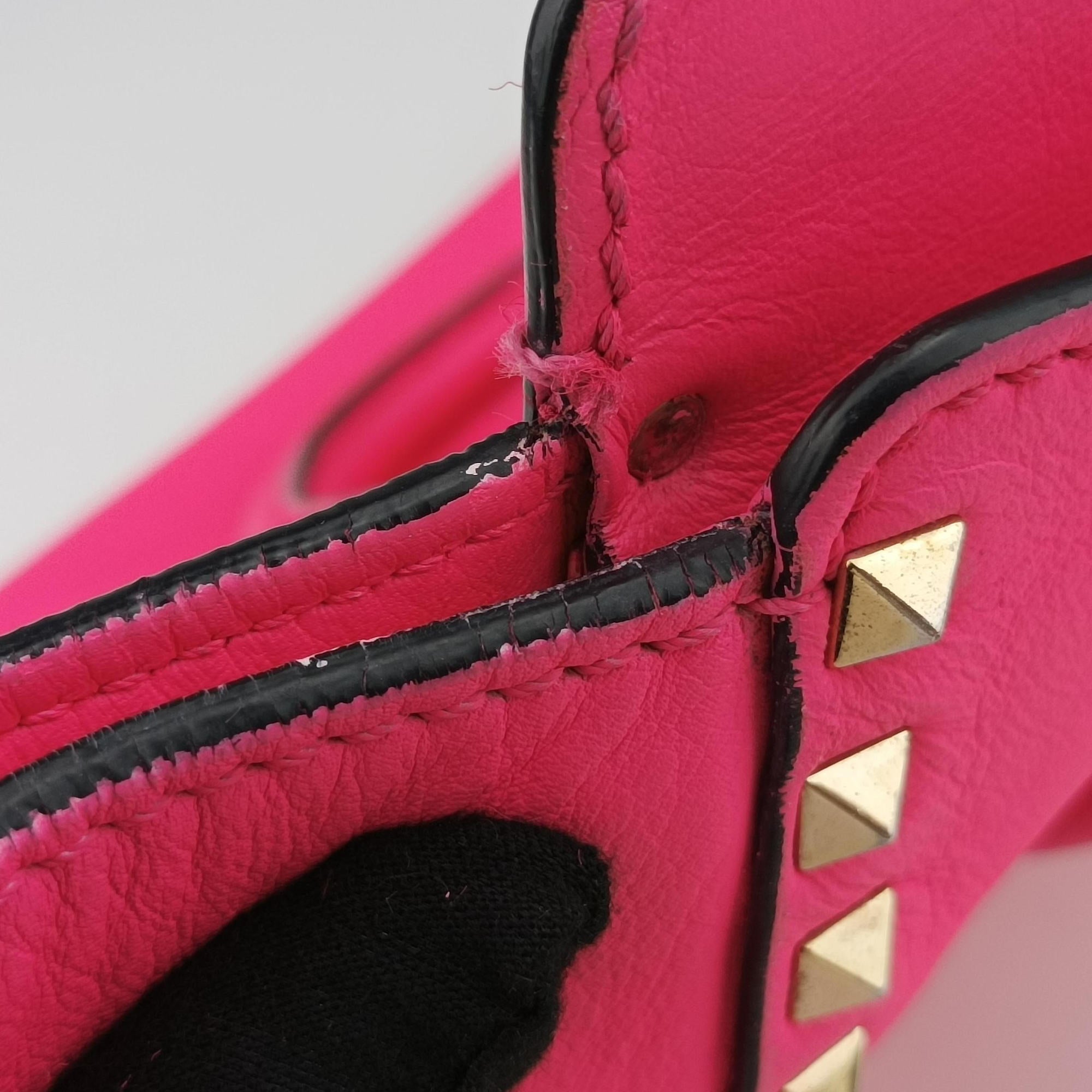 Secondhand Valentino Rockstud Rose leather  shoulderbag | stylenewstar