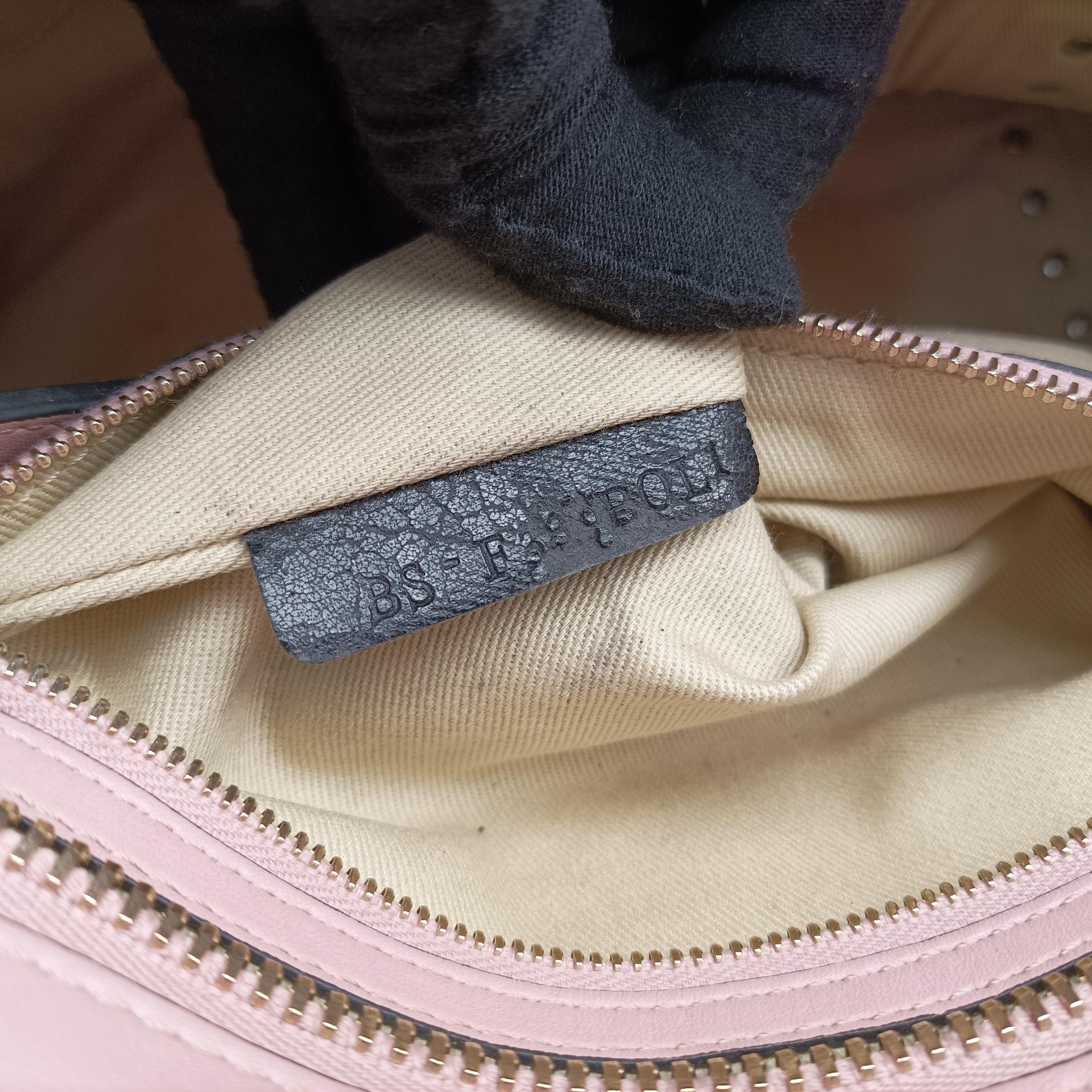 Pre-owned Valentino Rockstud Pink Leather  shoulderbag | stylenewstar