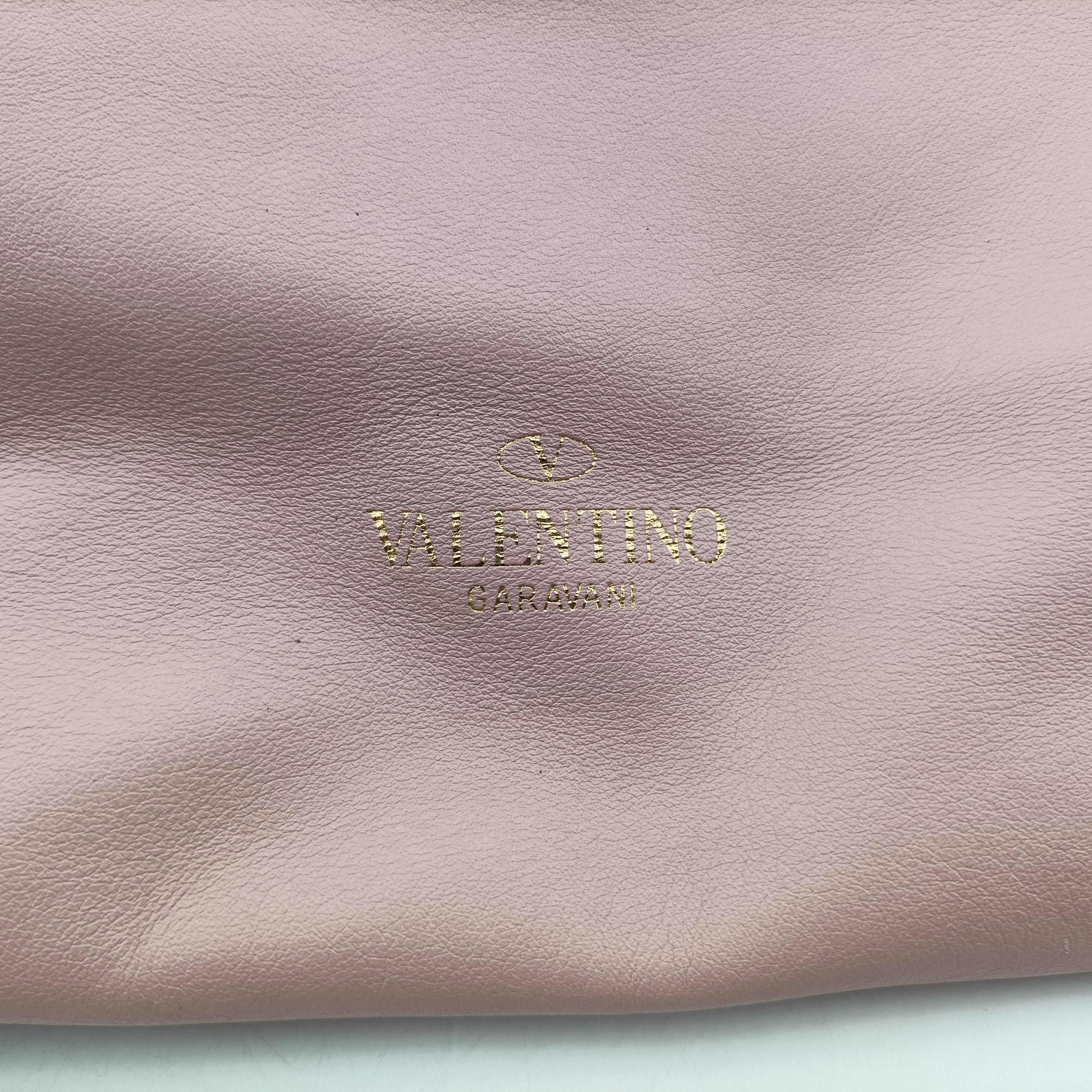 Pre-owned Valentino Rockstud Pink Leather  shoulderbag | stylenewstar