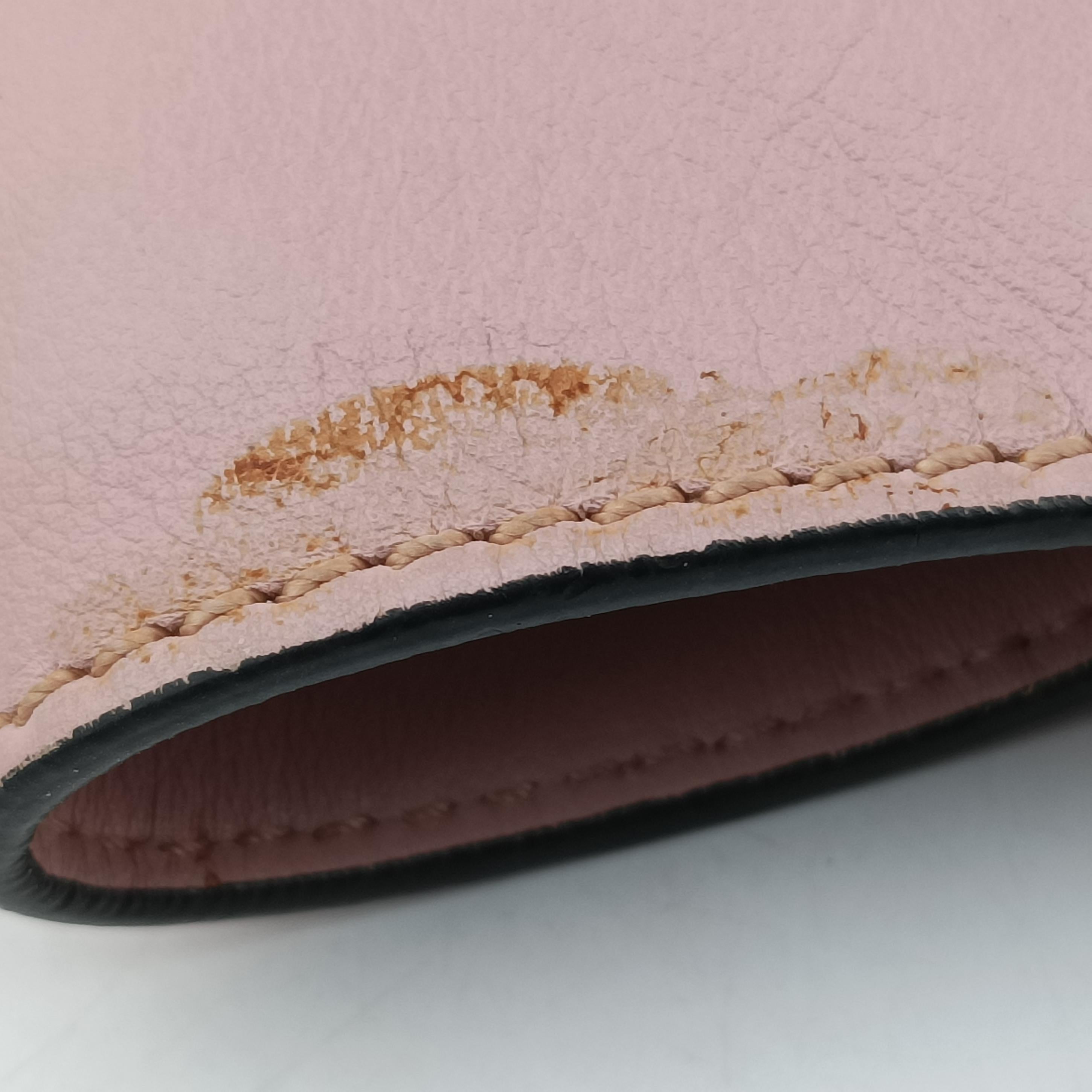 Pre-owned Valentino Rockstud Pink Leather  shoulderbag | stylenewstar
