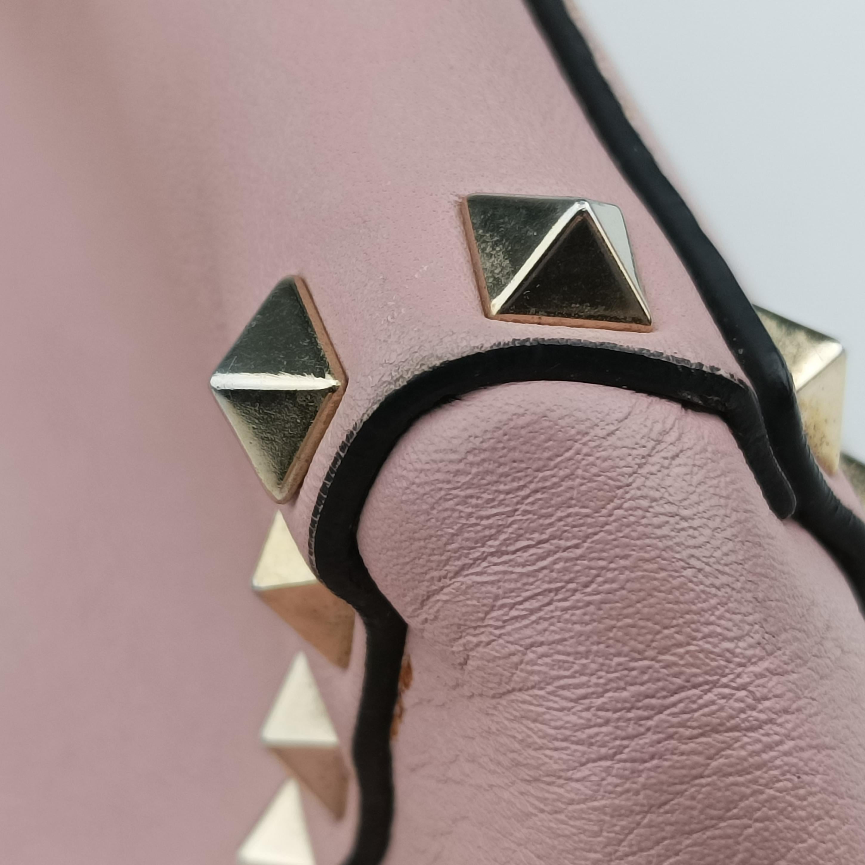 Pre-owned Valentino Rockstud Pink Leather  shoulderbag | stylenewstar