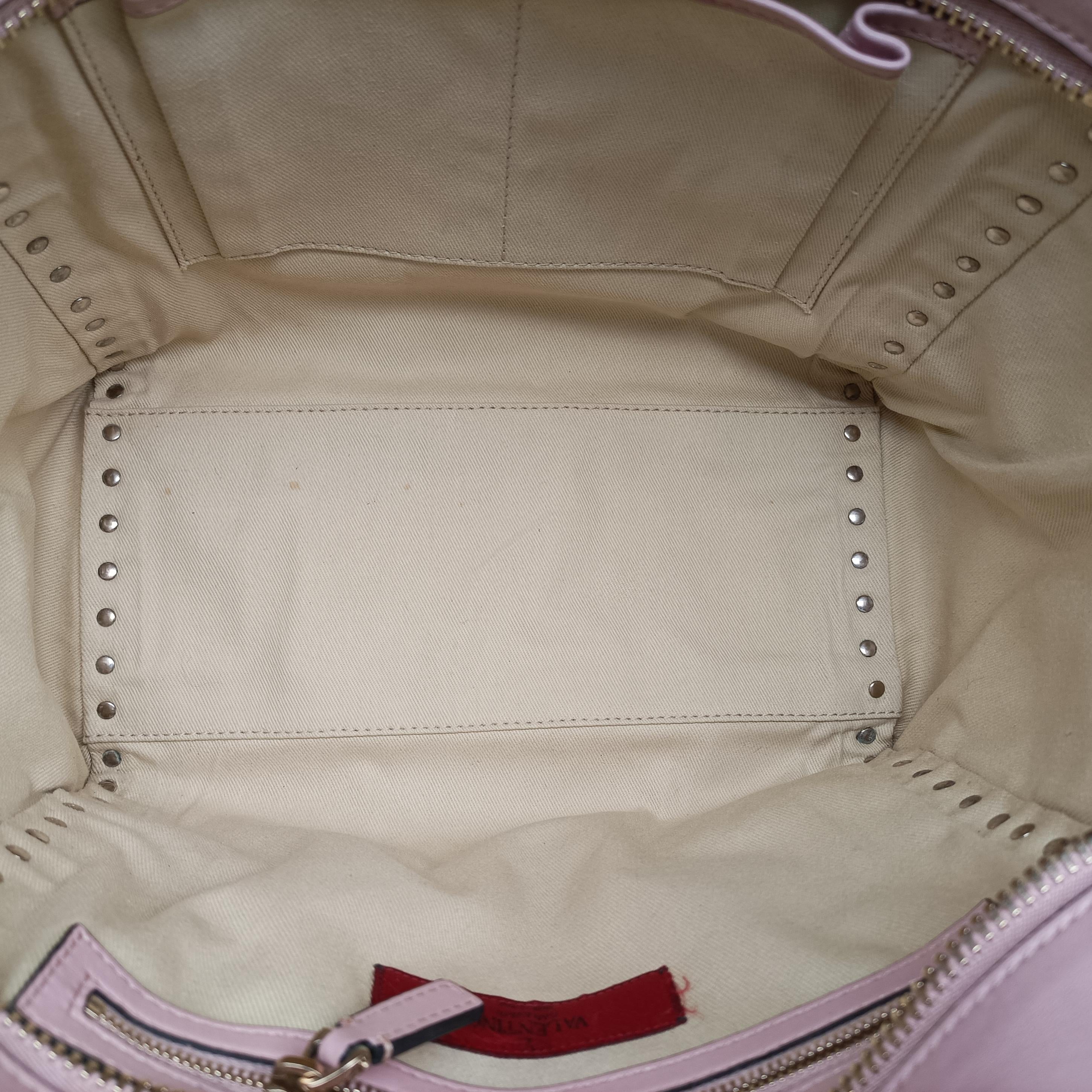 Pre-owned Valentino Rockstud Pink Leather  shoulderbag | stylenewstar