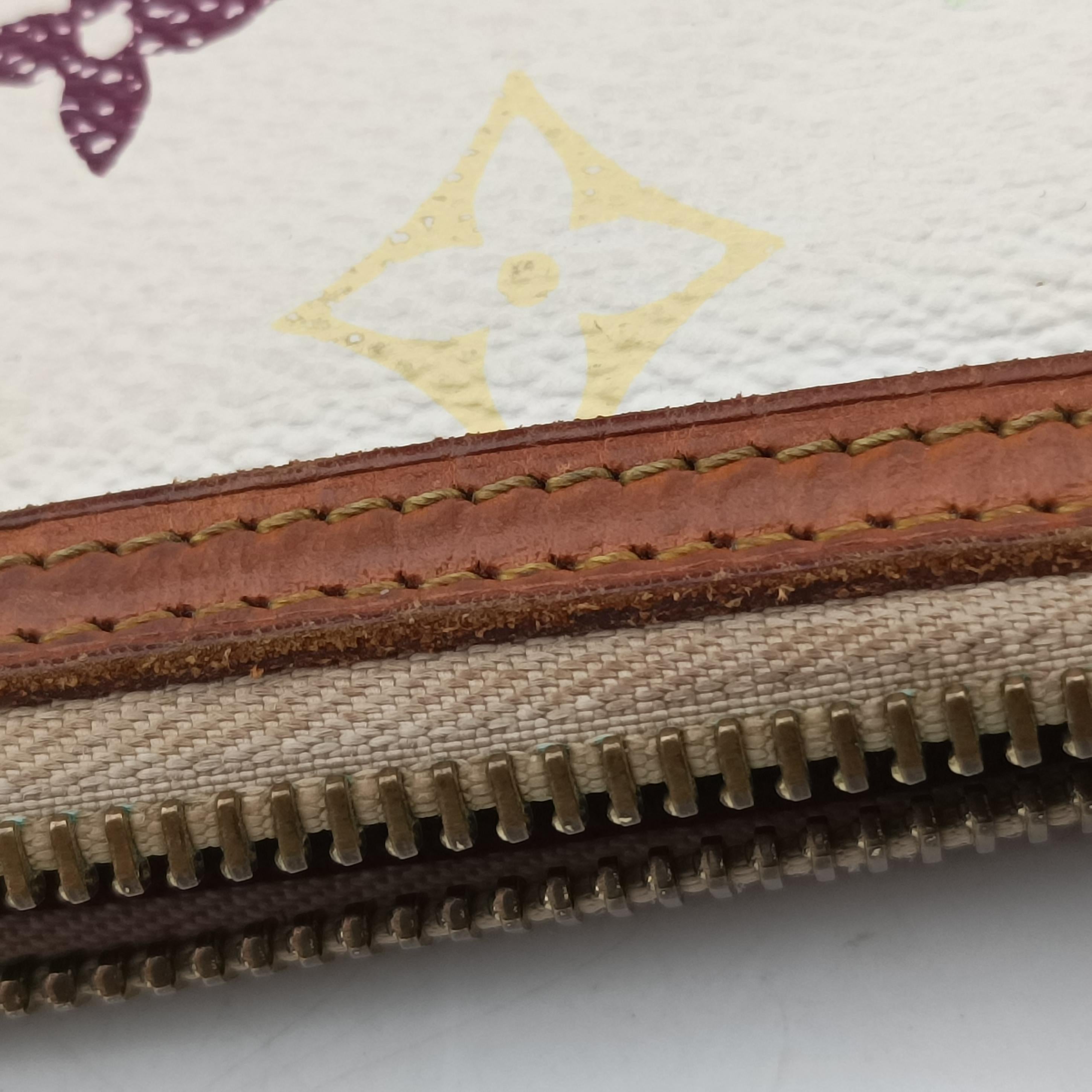 Pre-owned Louis Vuitton Pochette Mira MM Accessory Pouch white Monogram Multicolor M60096 shoulderbag | stylenewstar