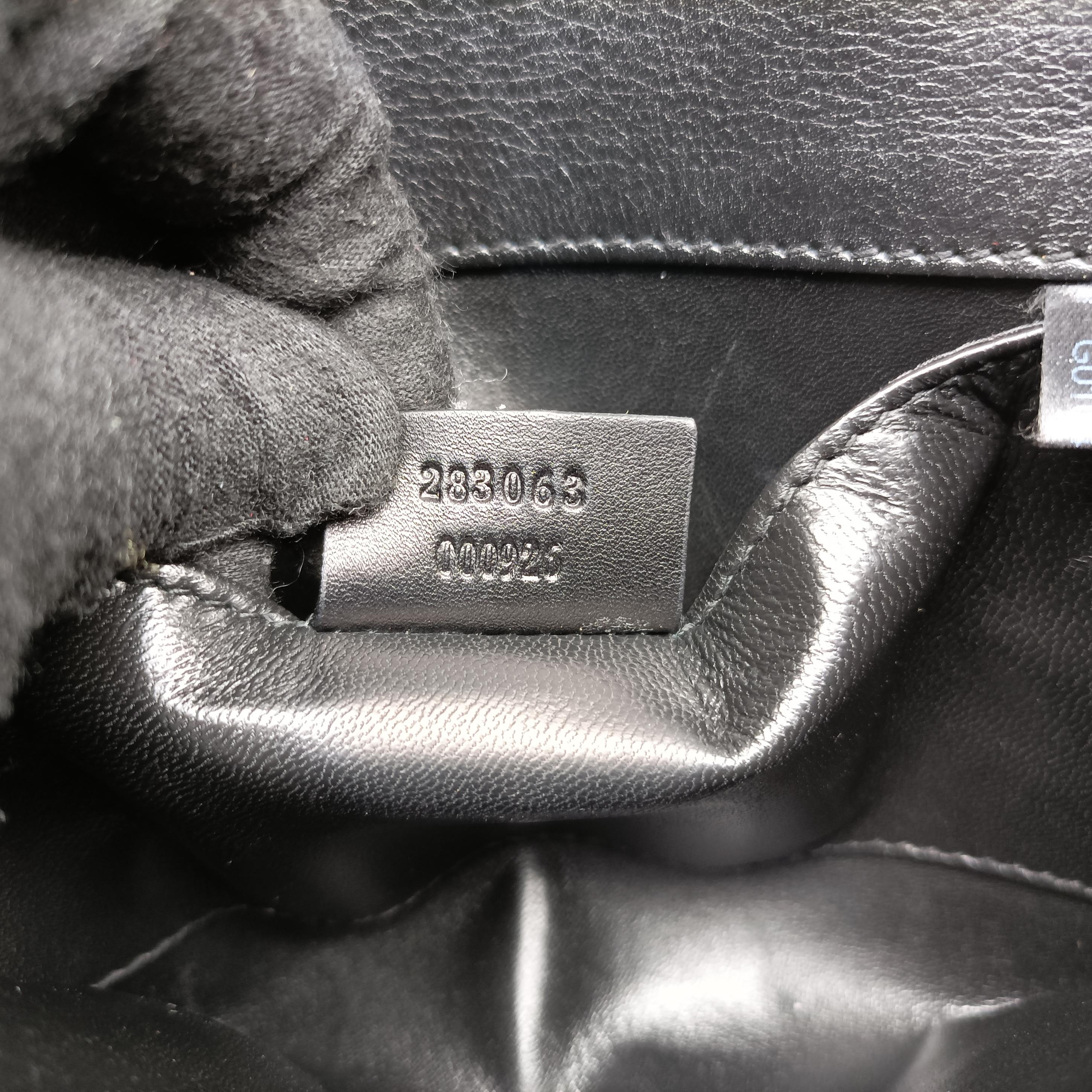 Secondhand Gucci Emily Black Leather 283063 shoulderbag | stylenewstar