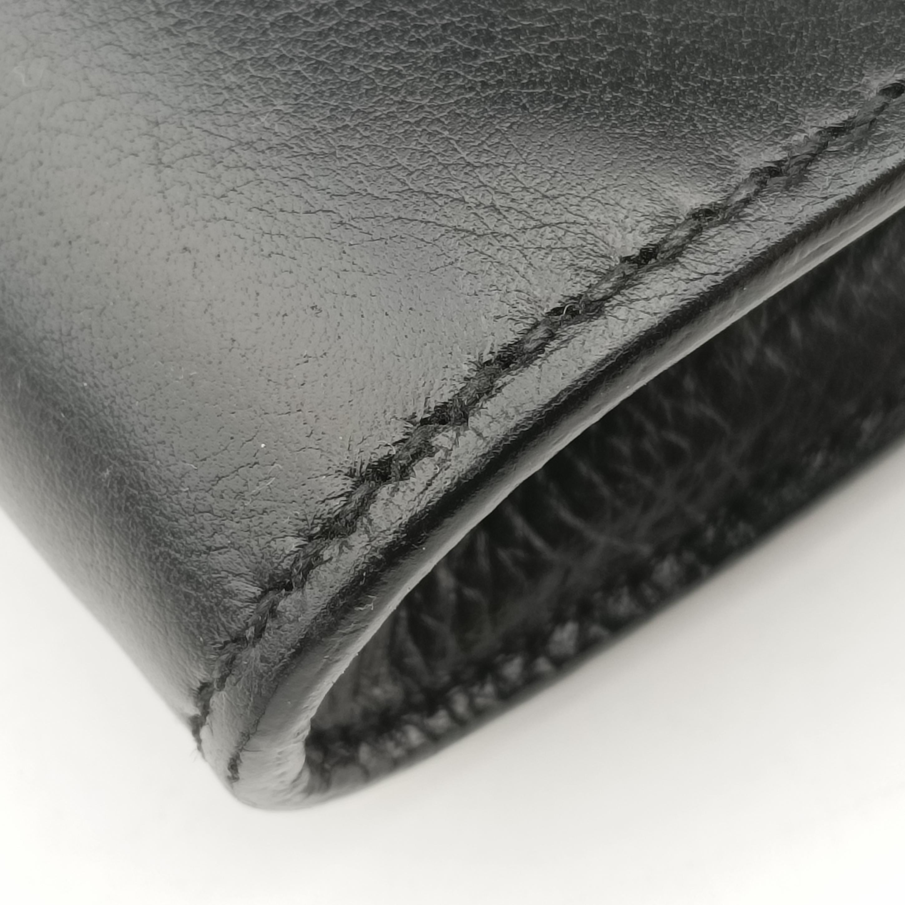 Secondhand Gucci Emily Black Leather 283063 shoulderbag | stylenewstar