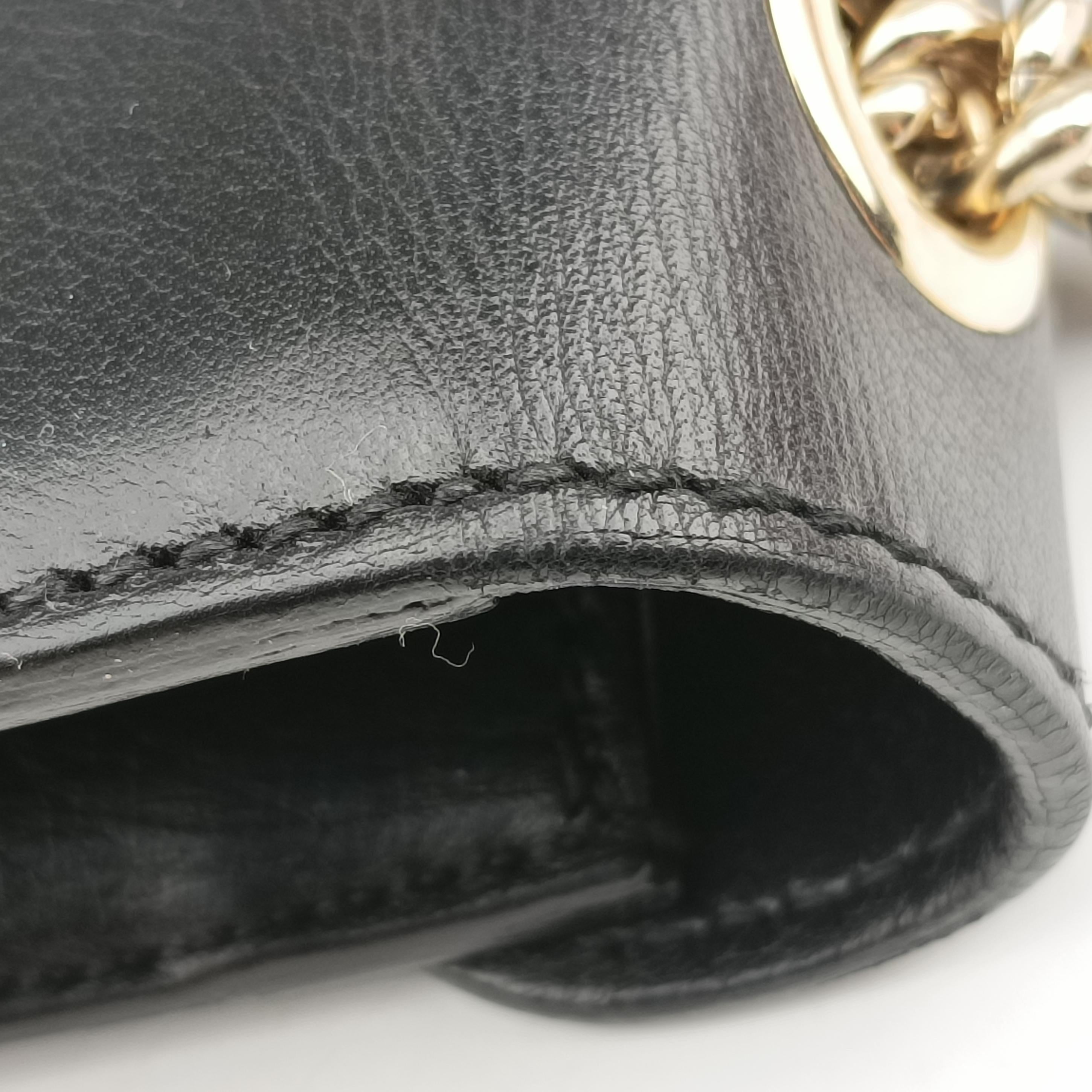 Secondhand Gucci Emily Black Leather 283063 shoulderbag | stylenewstar