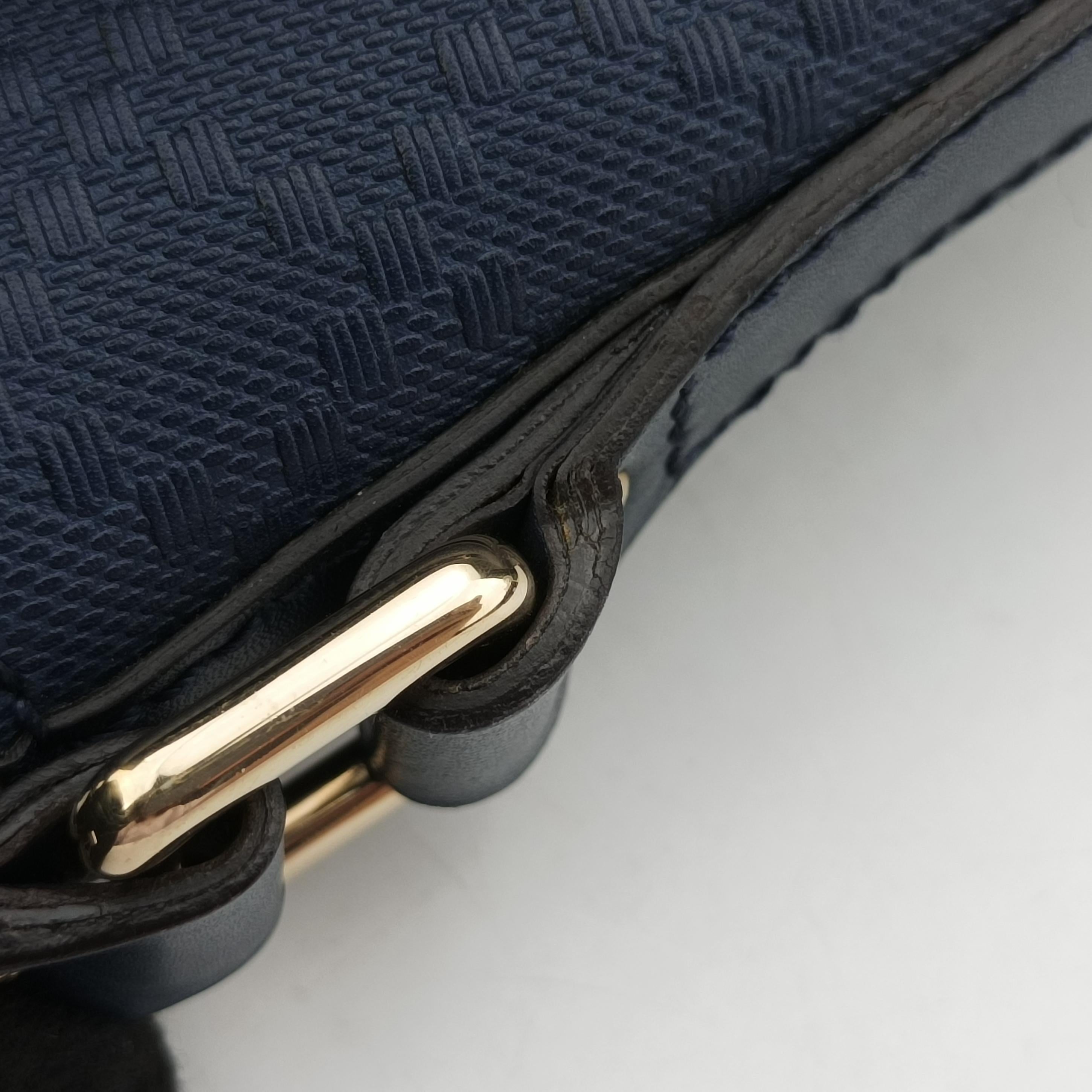 Pre-owned Gucci Bright Diamante Bucket Navy Leather 354228 shoulderbag | stylenewstar