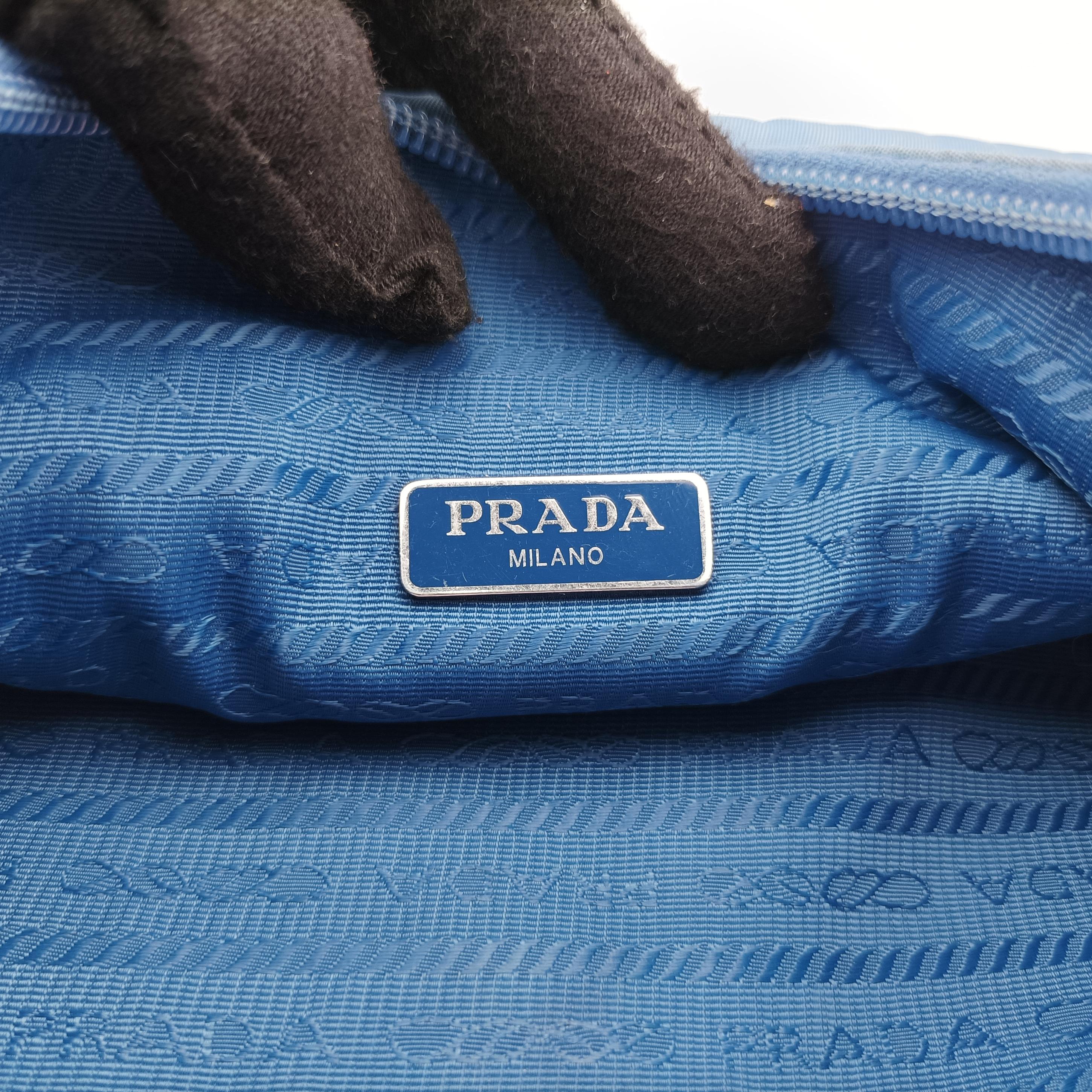 Secondhand Prada Re-Edition 2005 Re-Nylon Blue nylon 1BH204 shoulderbag | stylenewstar
