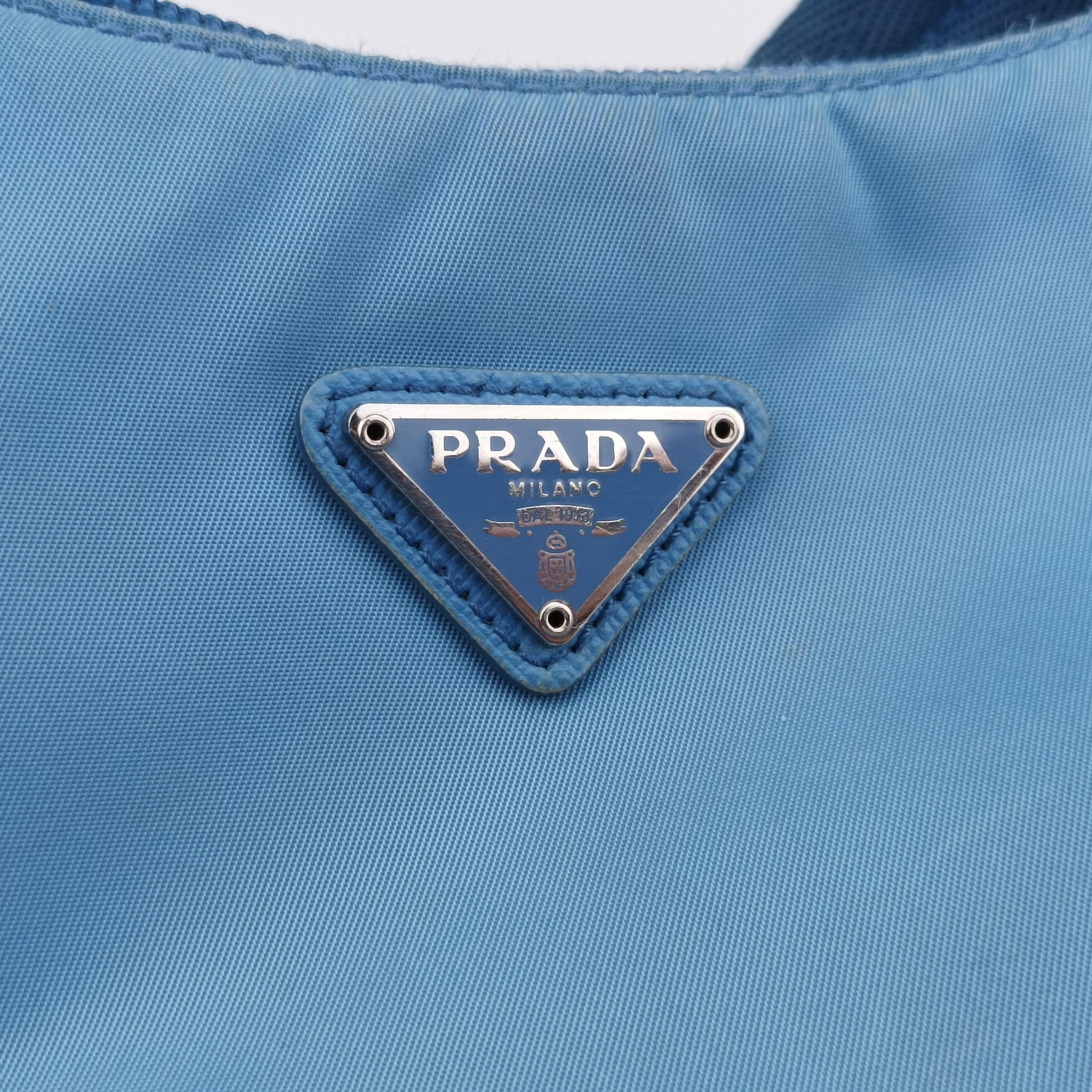 Secondhand Prada Re-Edition 2005 Re-Nylon Blue nylon 1BH204 shoulderbag | stylenewstar