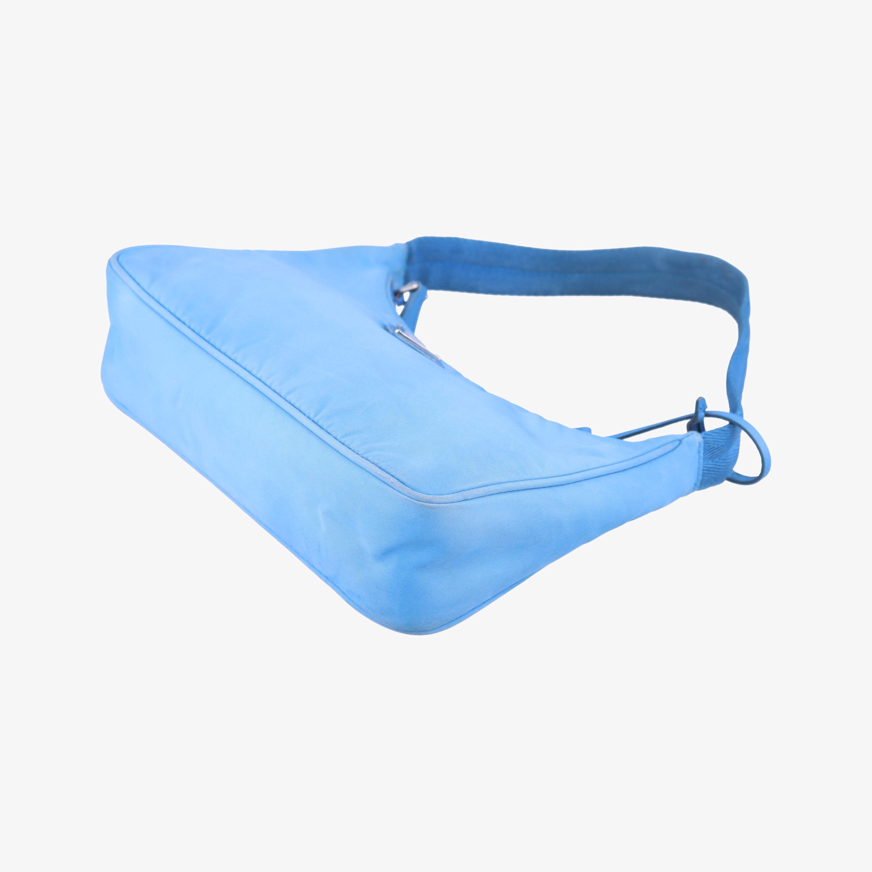 Secondhand Prada Re-Edition 2005 Re-Nylon Blue nylon 1BH204 shoulderbag | stylenewstar