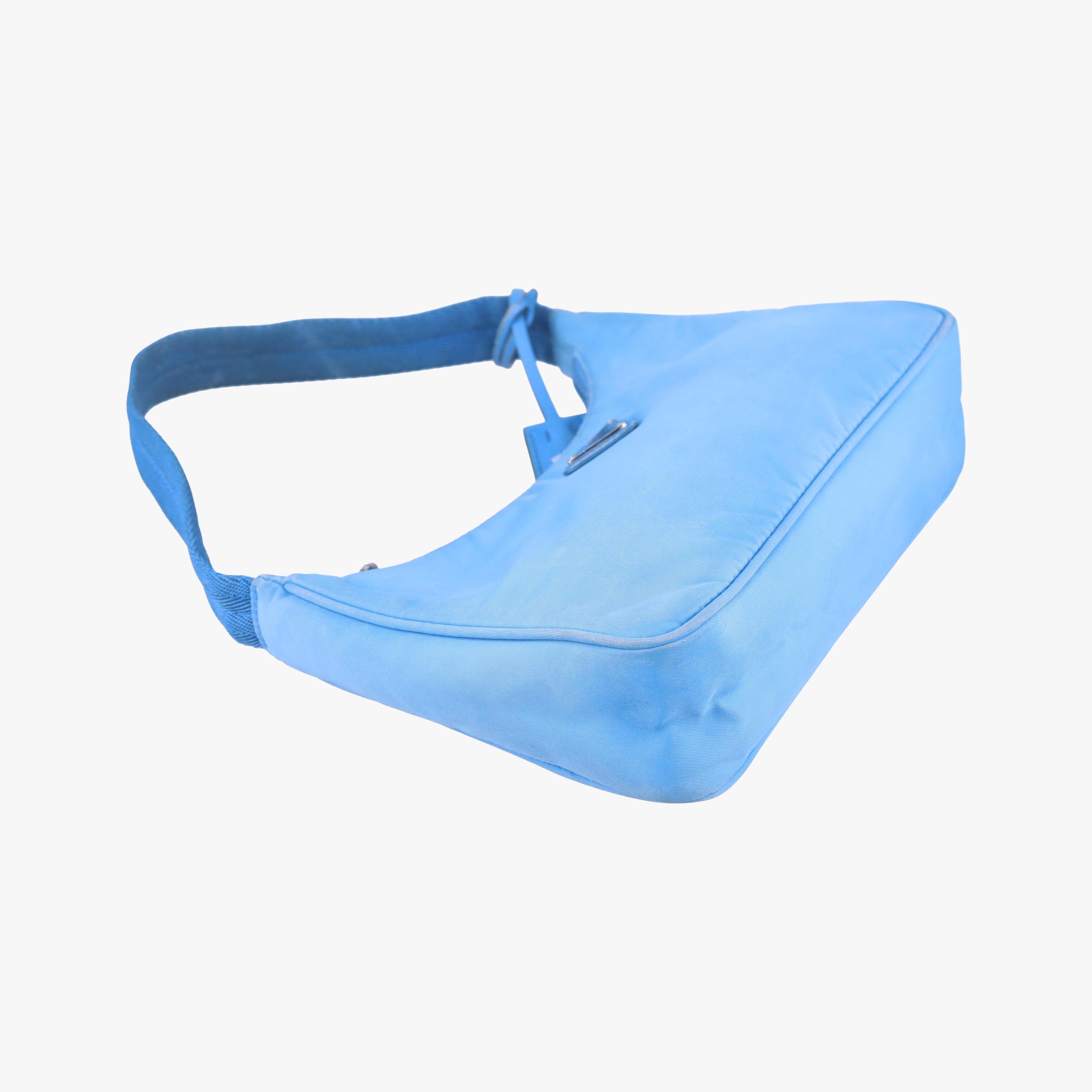 Secondhand Prada Re-Edition 2005 Re-Nylon Blue nylon 1BH204 shoulderbag | stylenewstar