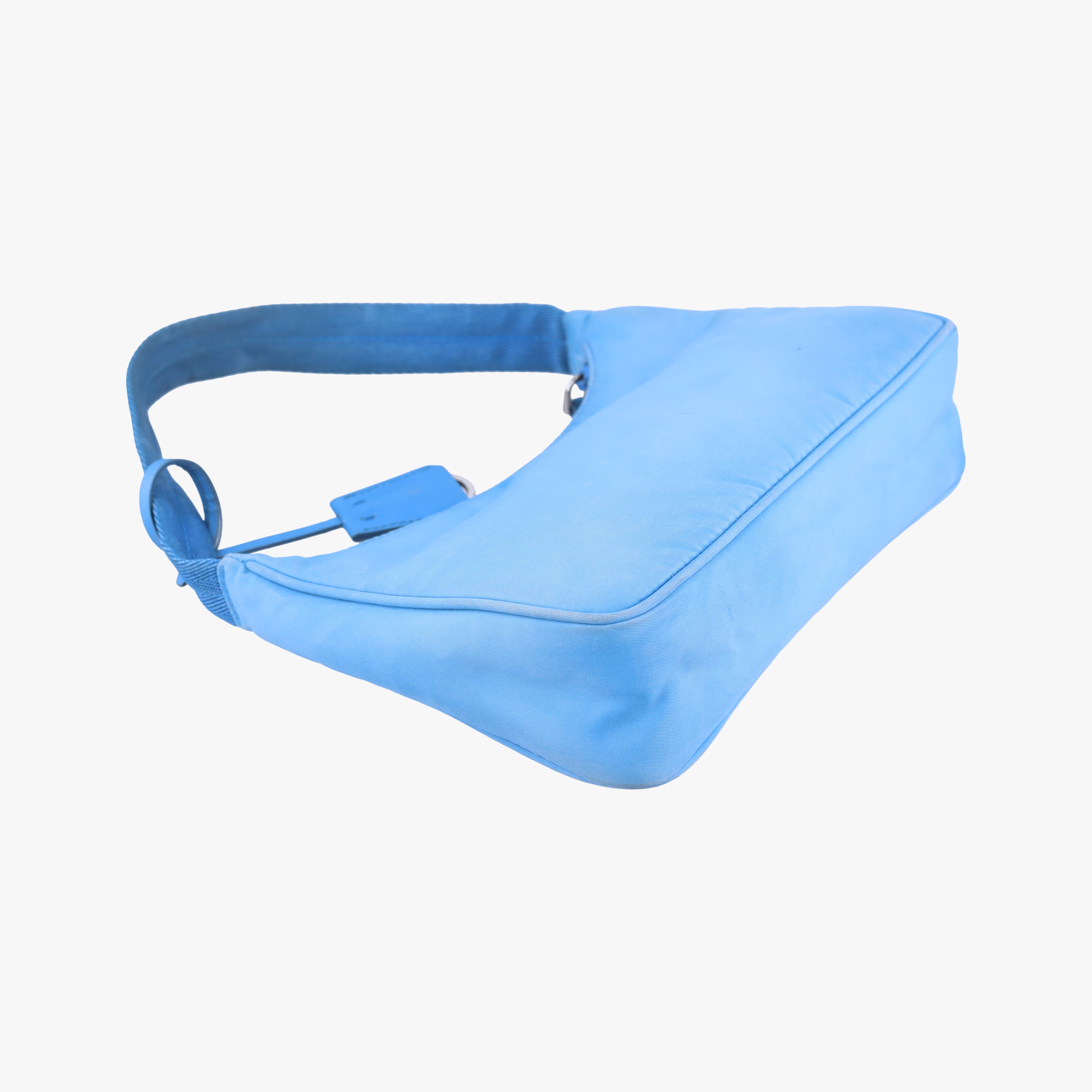 Secondhand Prada Re-Edition 2005 Re-Nylon Blue nylon 1BH204 shoulderbag | stylenewstar