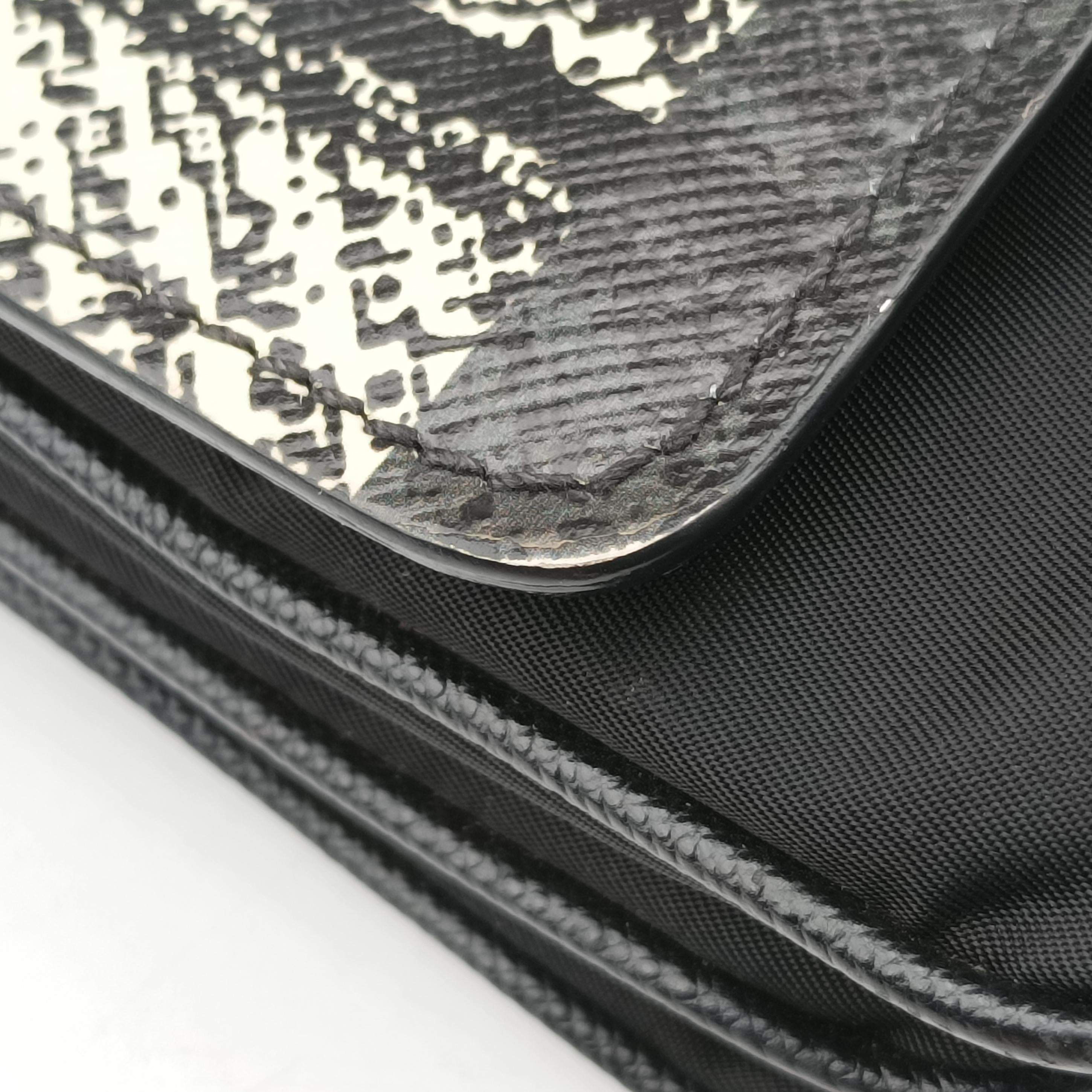 Pre-owned Prada Saffiano Tessuto Black×Multicolour Saffiano Leather  shoulderbag | stylenewstar