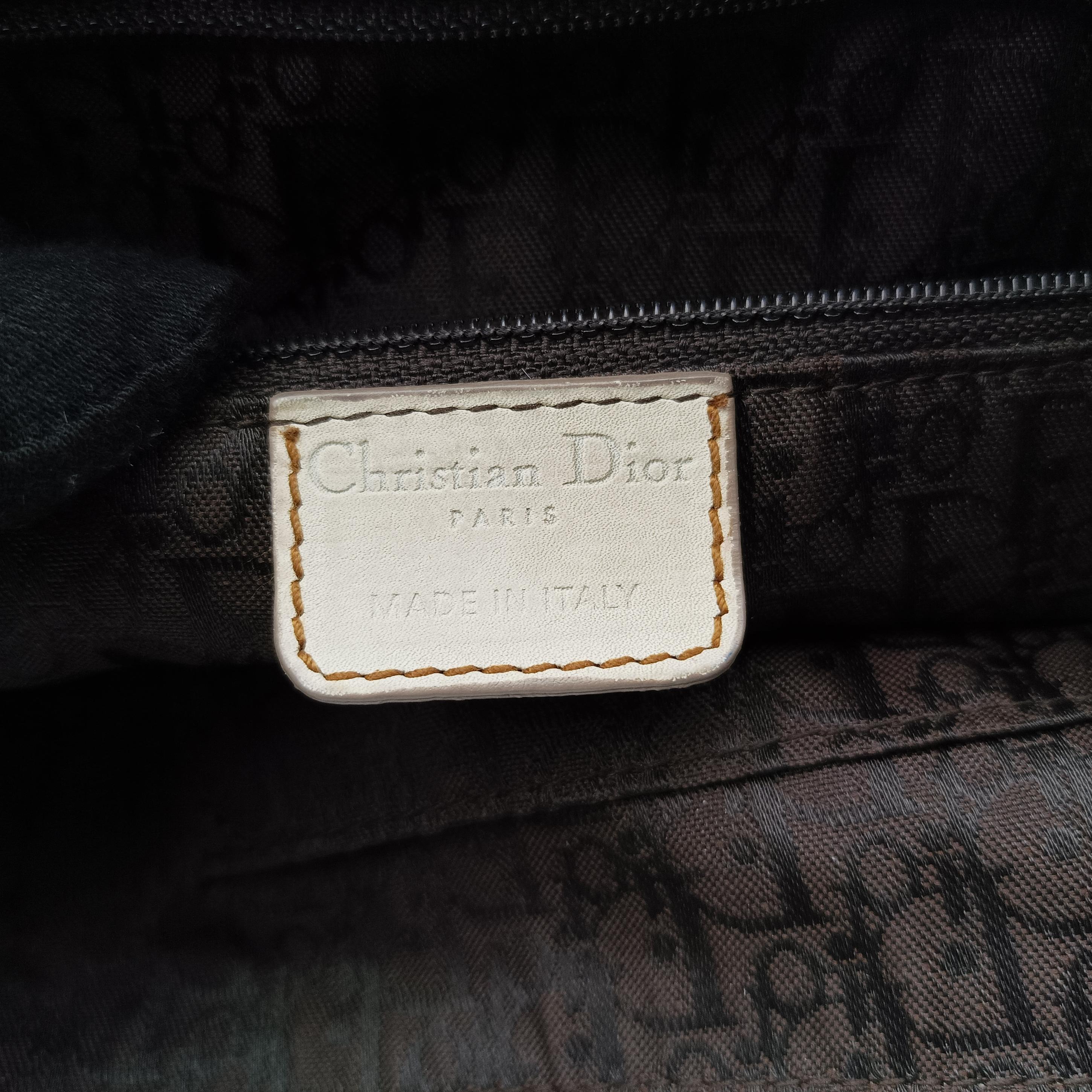 Pre-owned Christian Dior Gaucho White Leather  handbag | stylenewstar