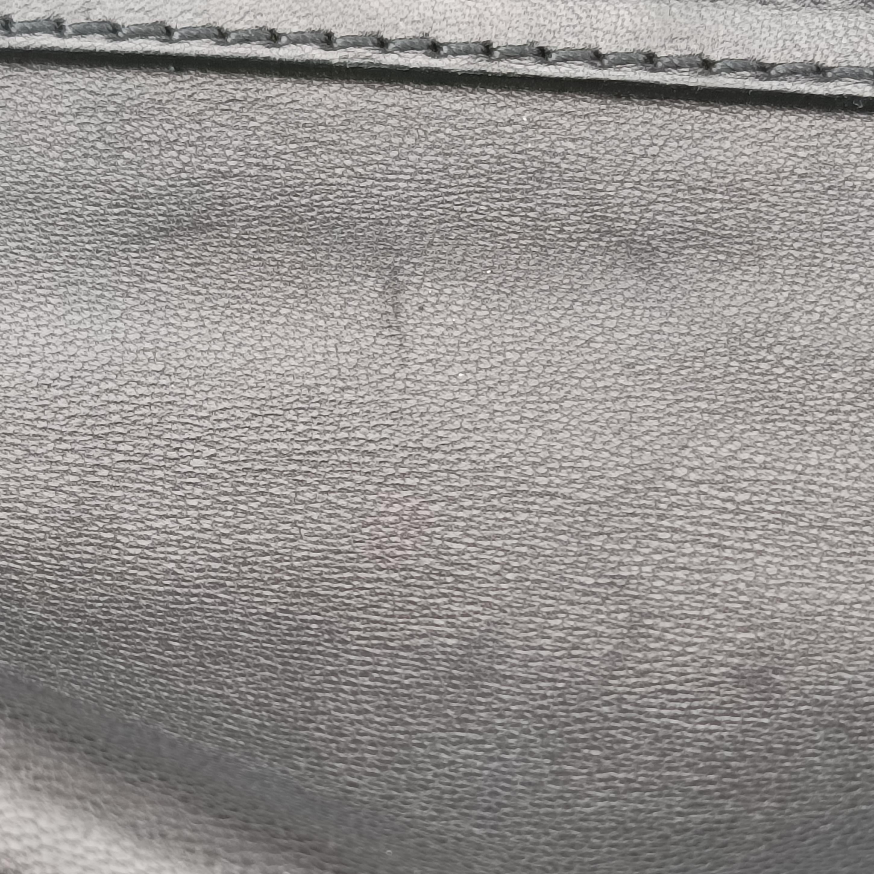 Pre-owned VERSACE Venita Bow Black leather  handbag | stylenewstar