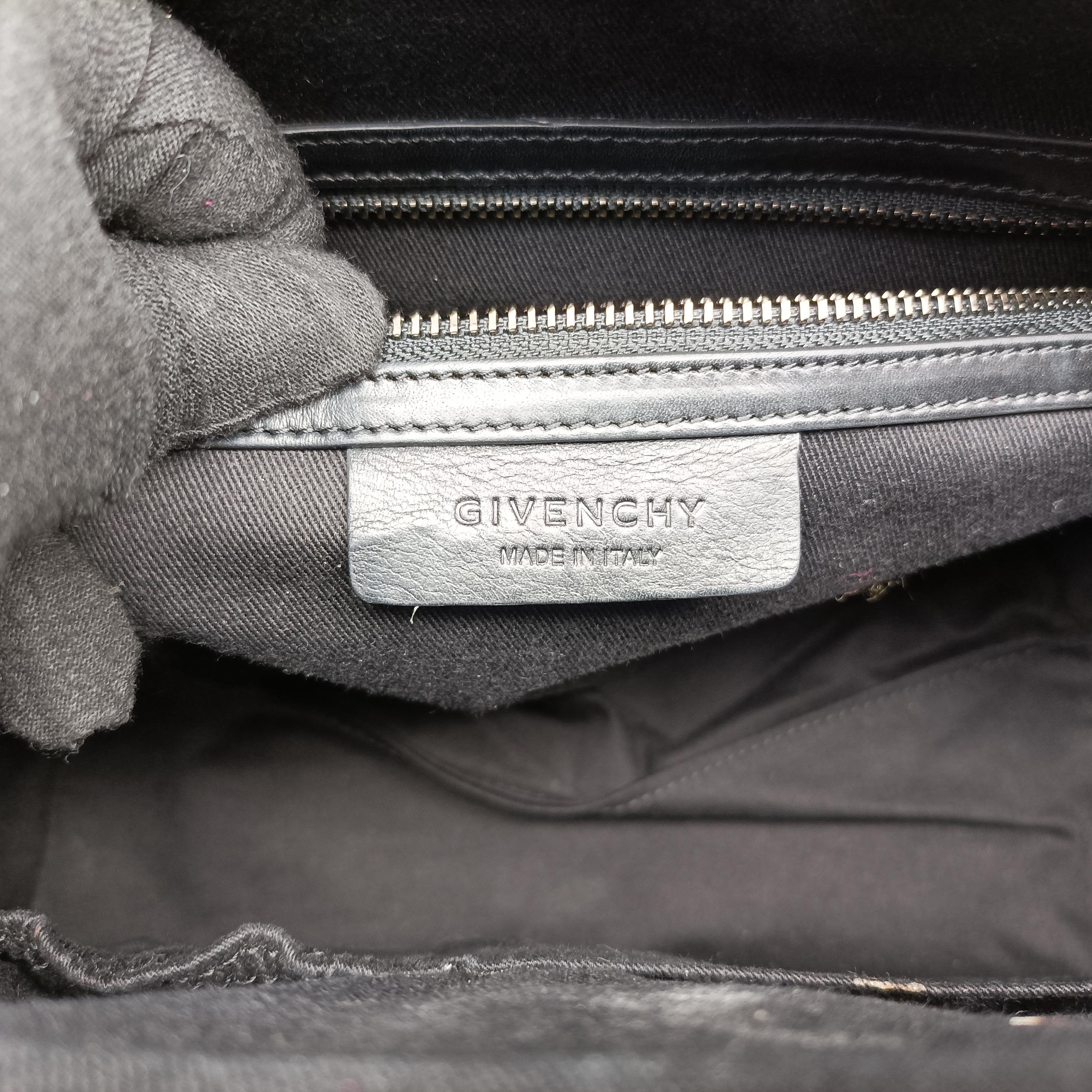 Vintage Givenchy Antigona Red×Black×Pink Leather  shoulderbag | stylenewstar