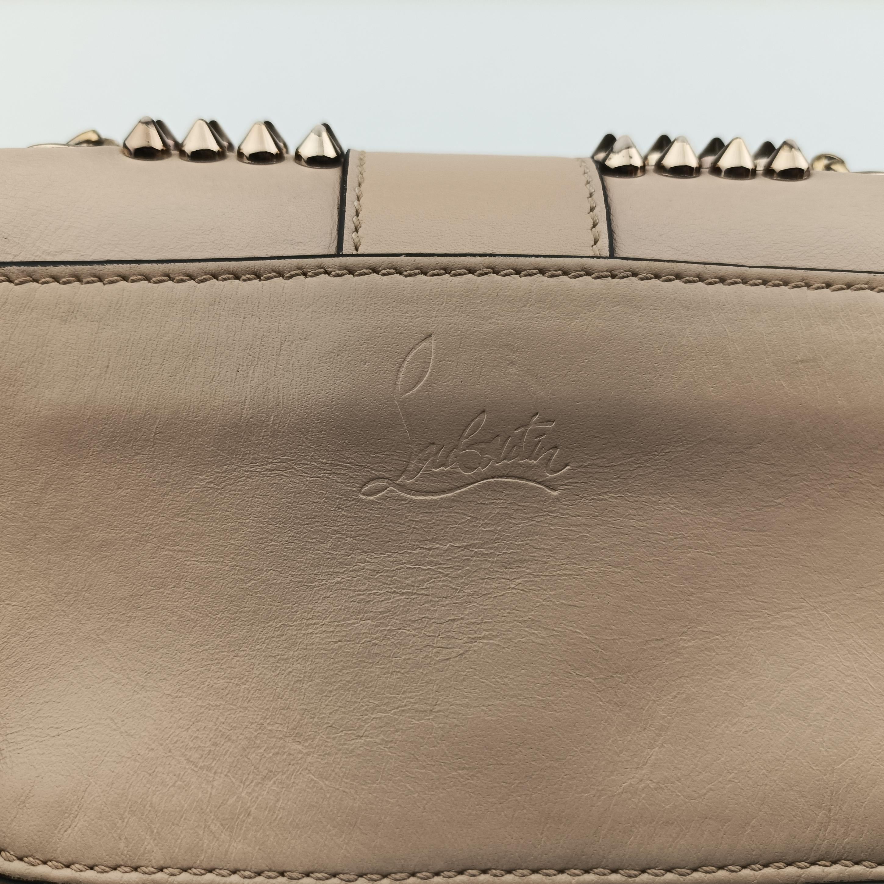 Pre-owned Christian Louboutin Sweet Charity Scarabe Spike beige Leather  shoulderbag | stylenewstar