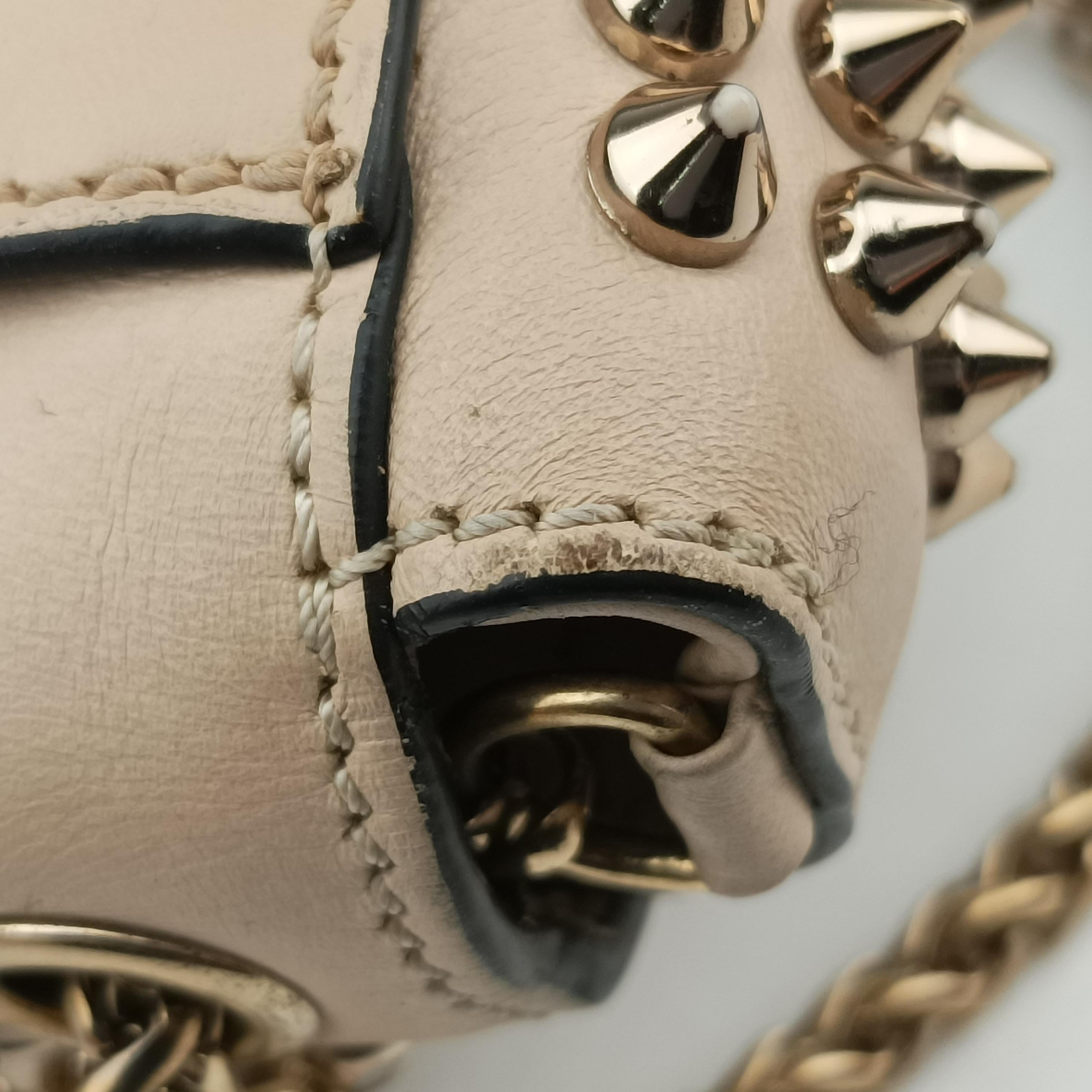 Pre-owned Christian Louboutin Sweet Charity Scarabe Spike beige Leather  shoulderbag | stylenewstar