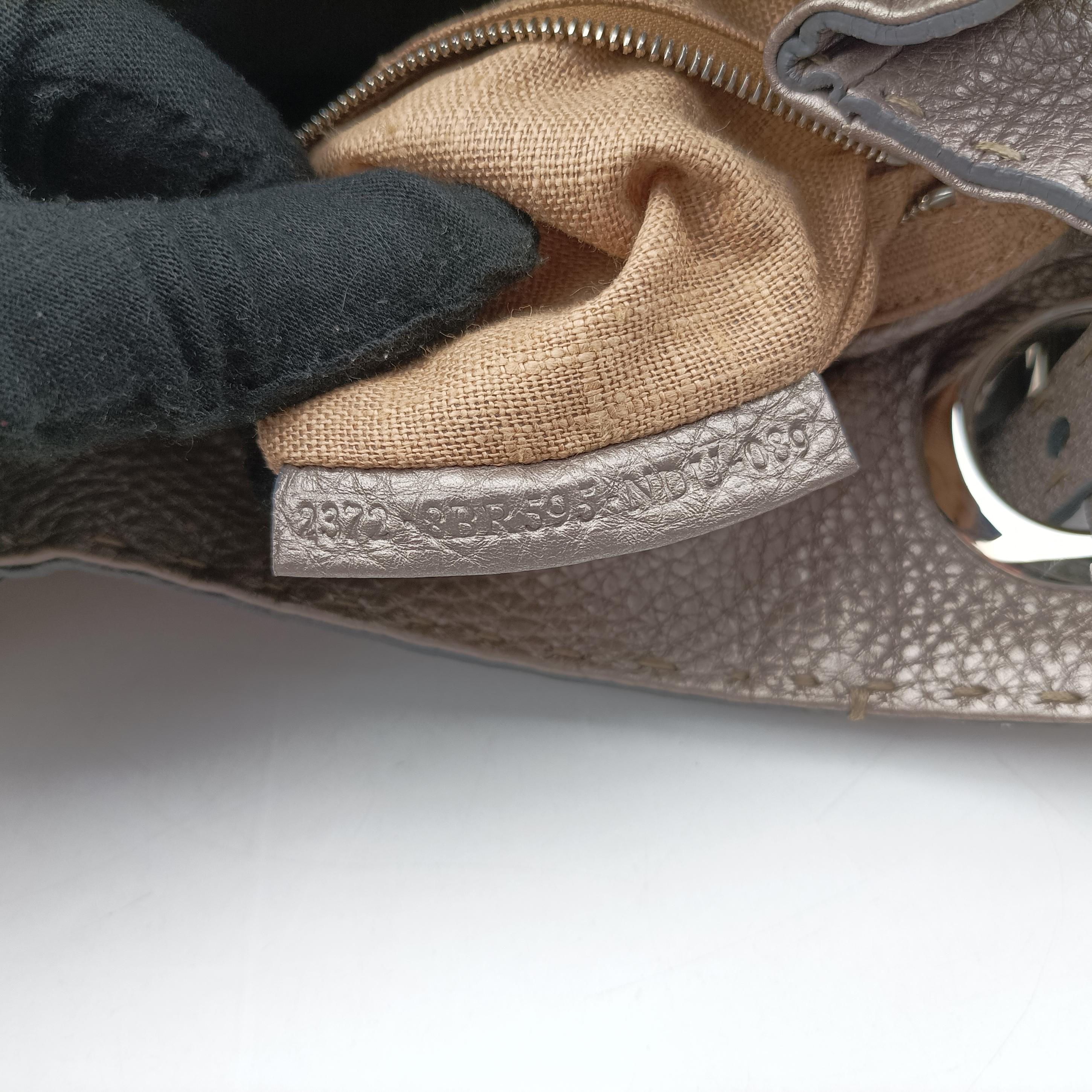 Secondhand Fendi Selleria Pomodorino Silver Leather 8BR595 shoulderbag | stylenewstar