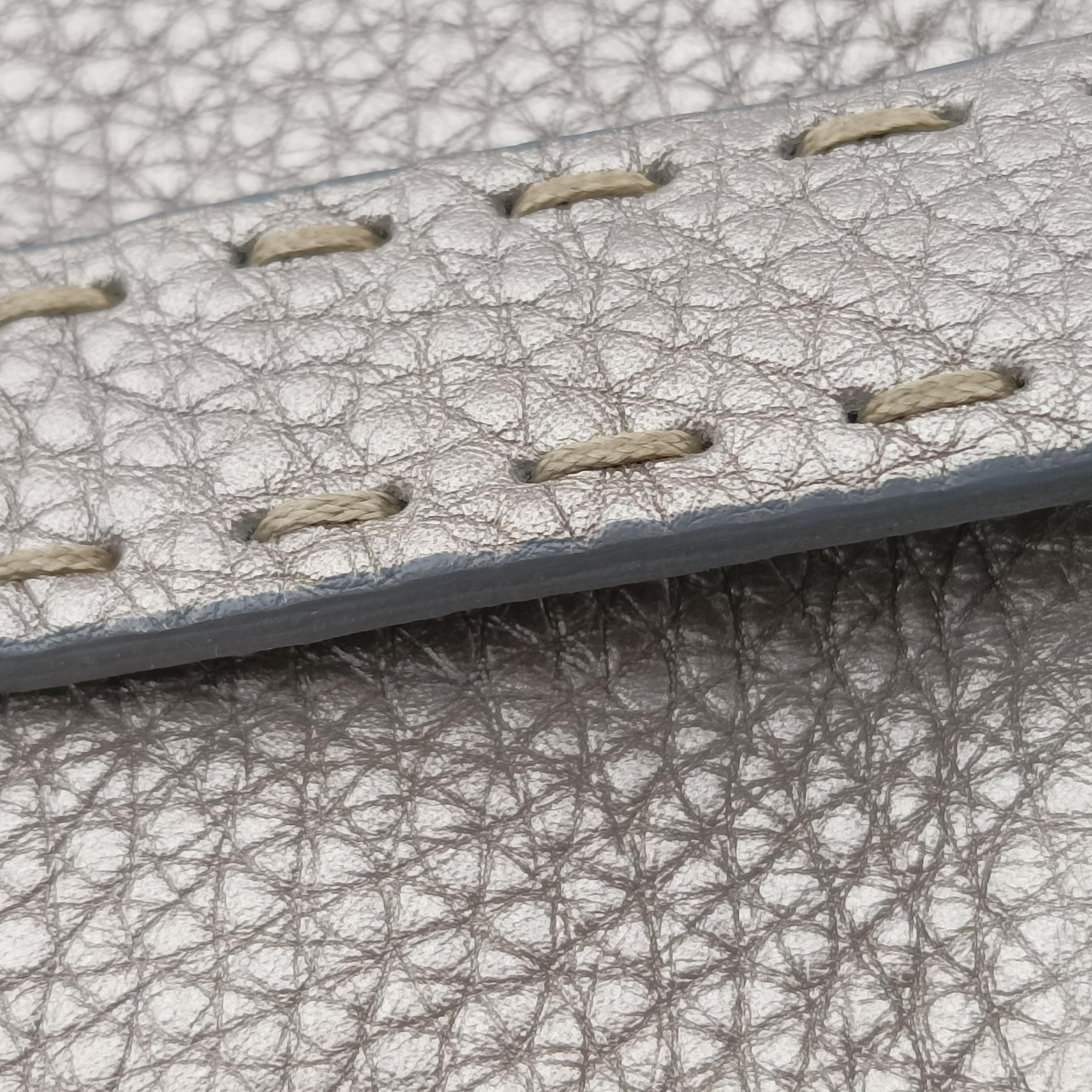 Secondhand Fendi Selleria Pomodorino Silver Leather 8BR595 shoulderbag | stylenewstar