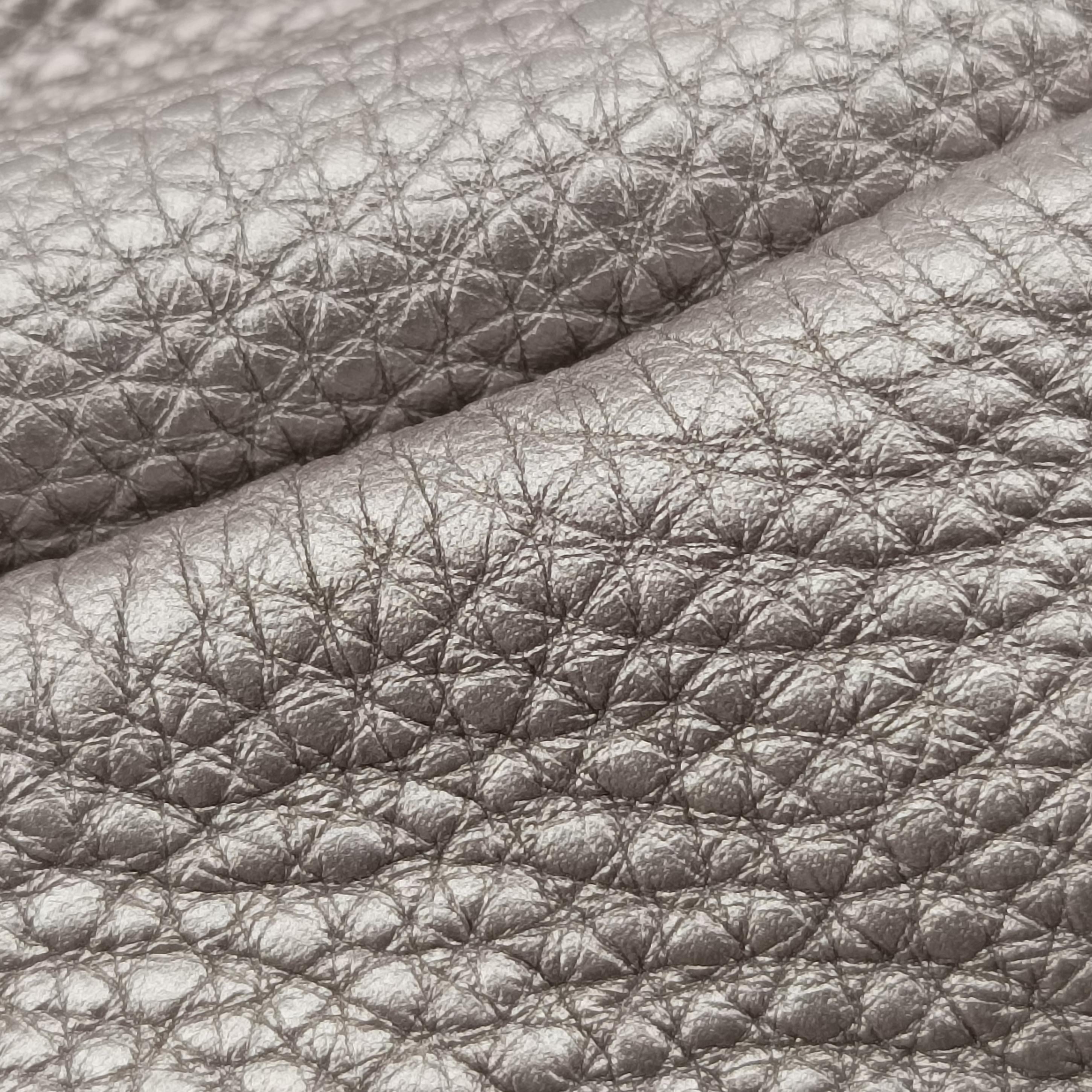 Secondhand Fendi Selleria Pomodorino Silver Leather 8BR595 shoulderbag | stylenewstar