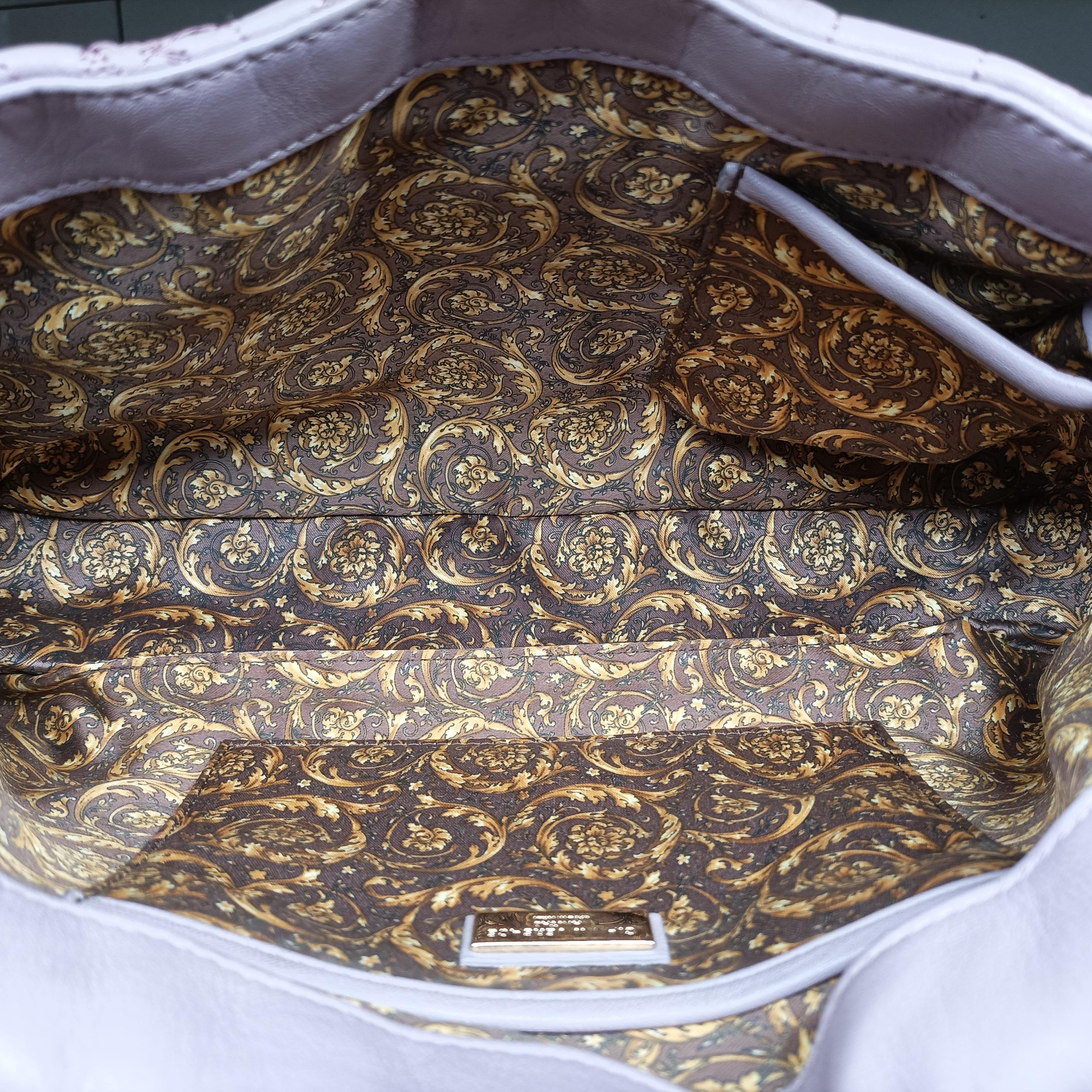Pre-owned VERSACE Vanitas Medusa Purple leather  shoulderbag | stylenewstar