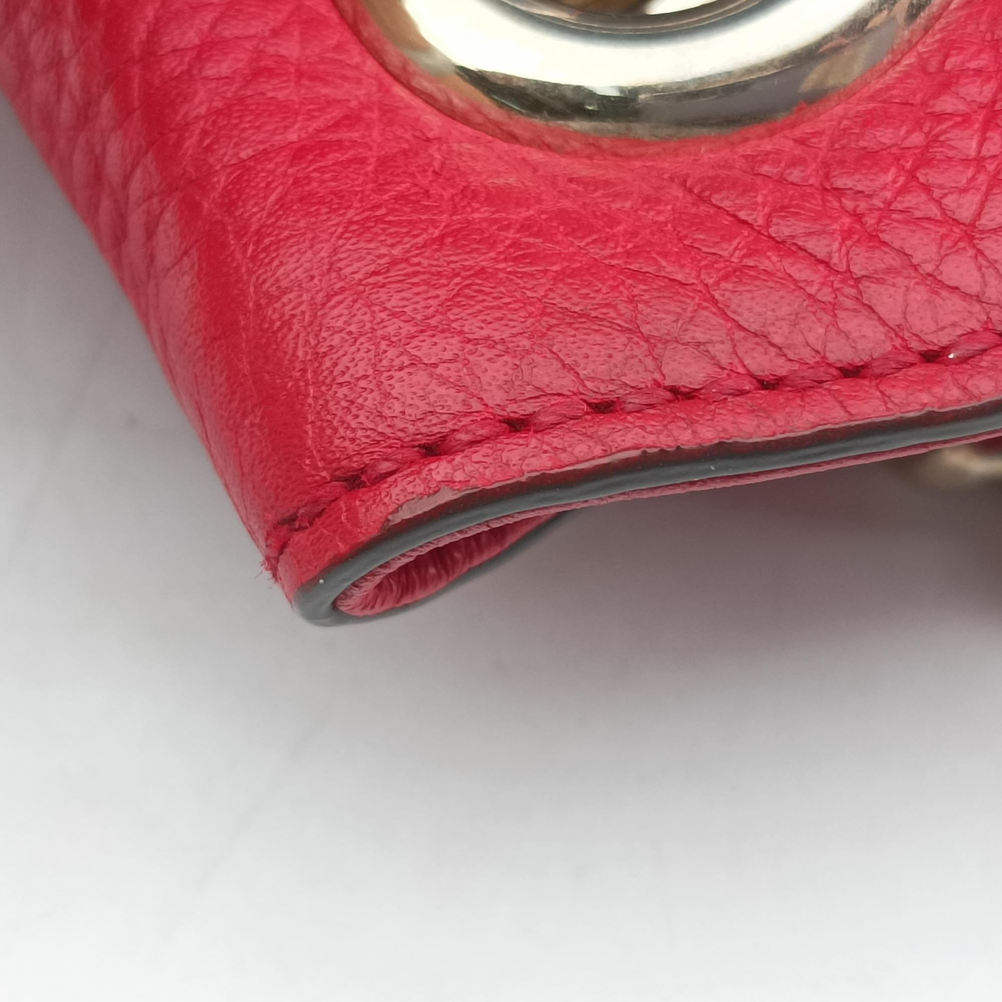 Pre-owned Gucci Soho Red Leather 308982 shoulderbag | stylenewstar