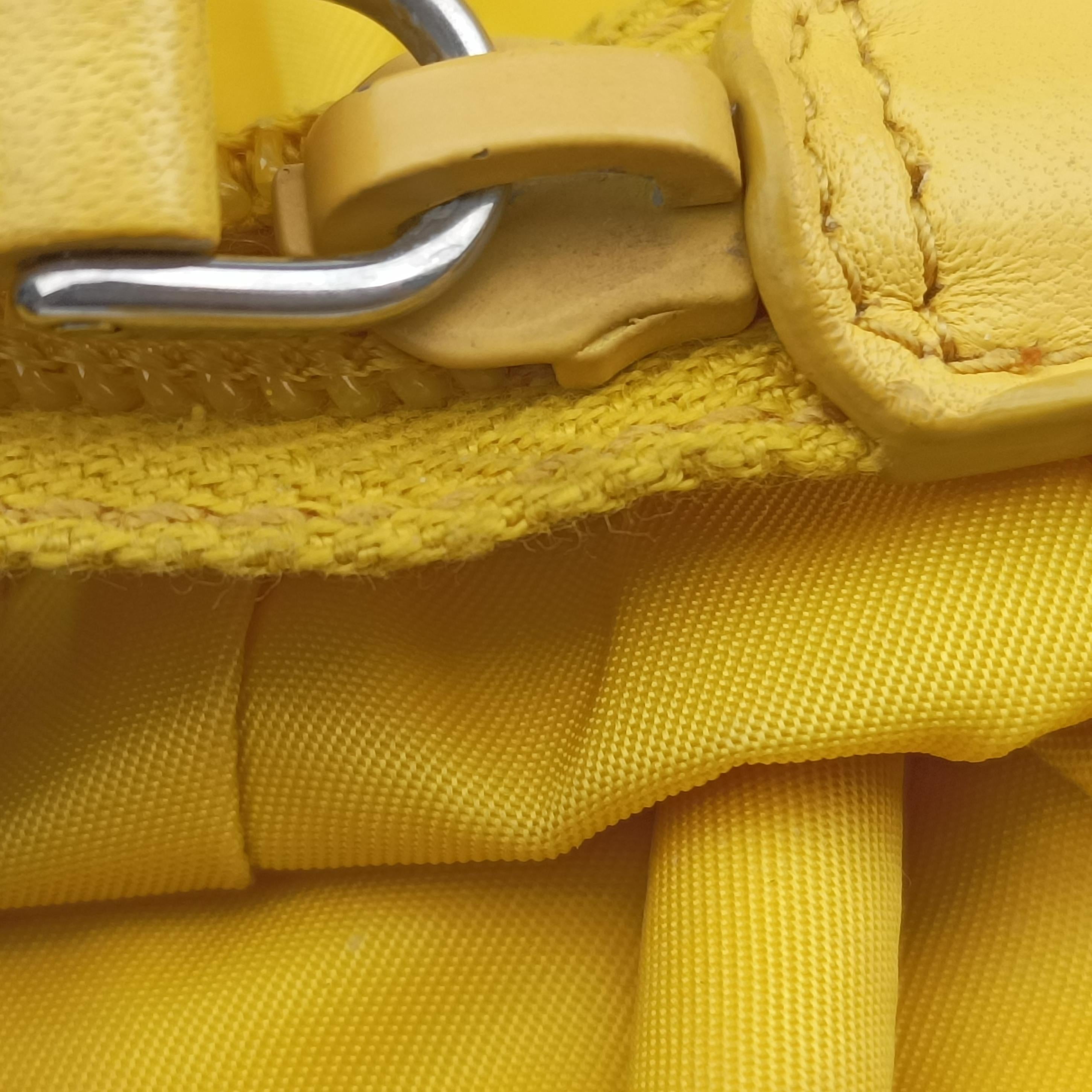 Secondhand Prada Tessuto Gaufre Yellow nylon  shoulderbag | stylenewstar