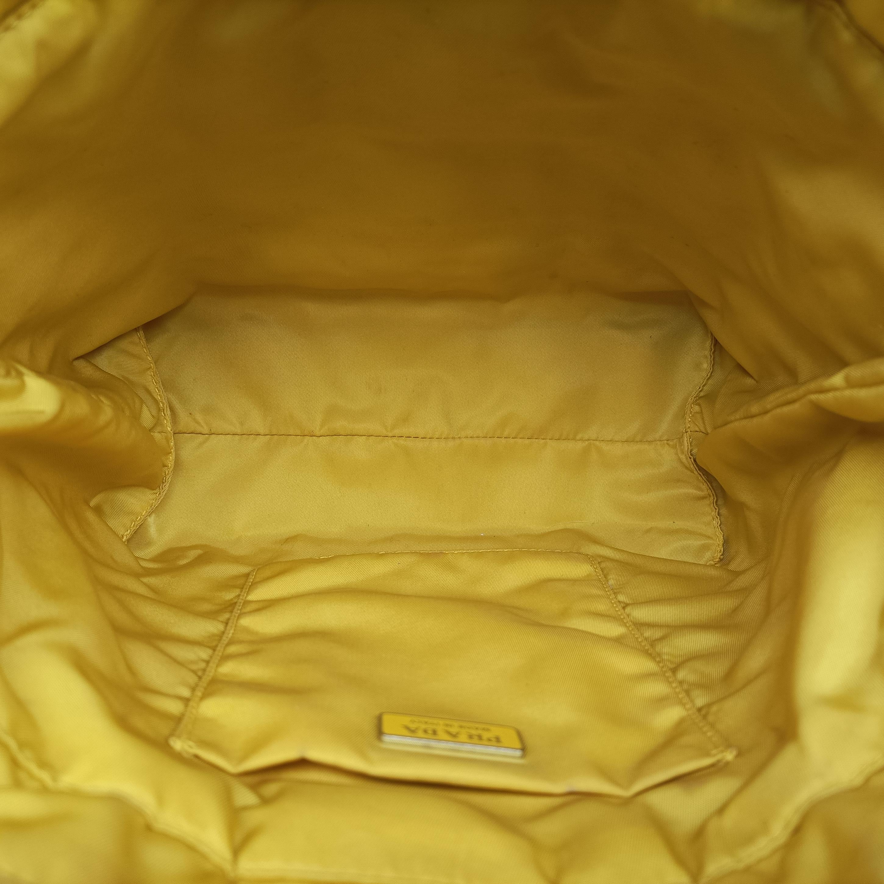 Secondhand Prada Tessuto Gaufre Yellow nylon  shoulderbag | stylenewstar