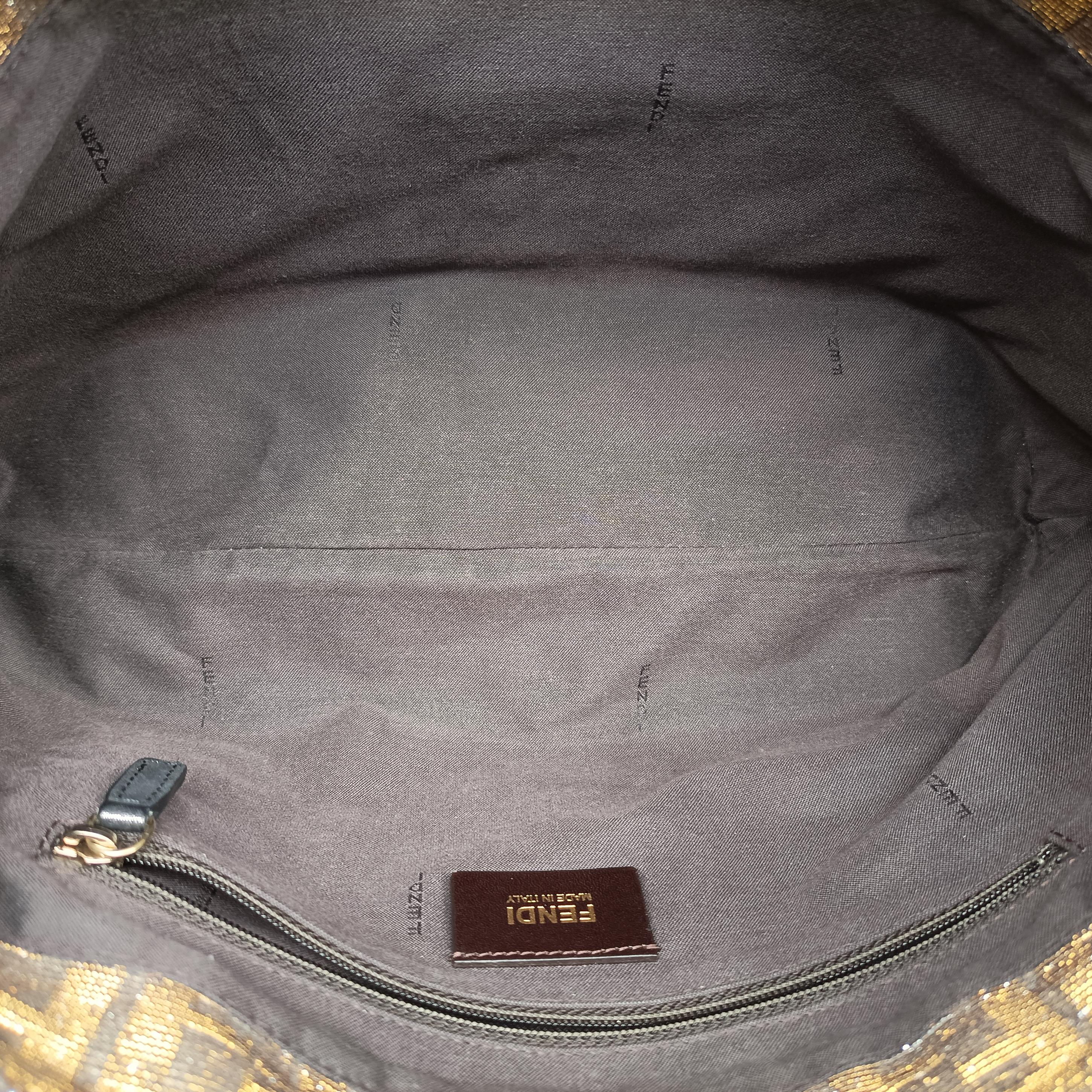 Pre-owned Fendi Mia Flap Golden Canvas 8BT163 shoulderbag | stylenewstar