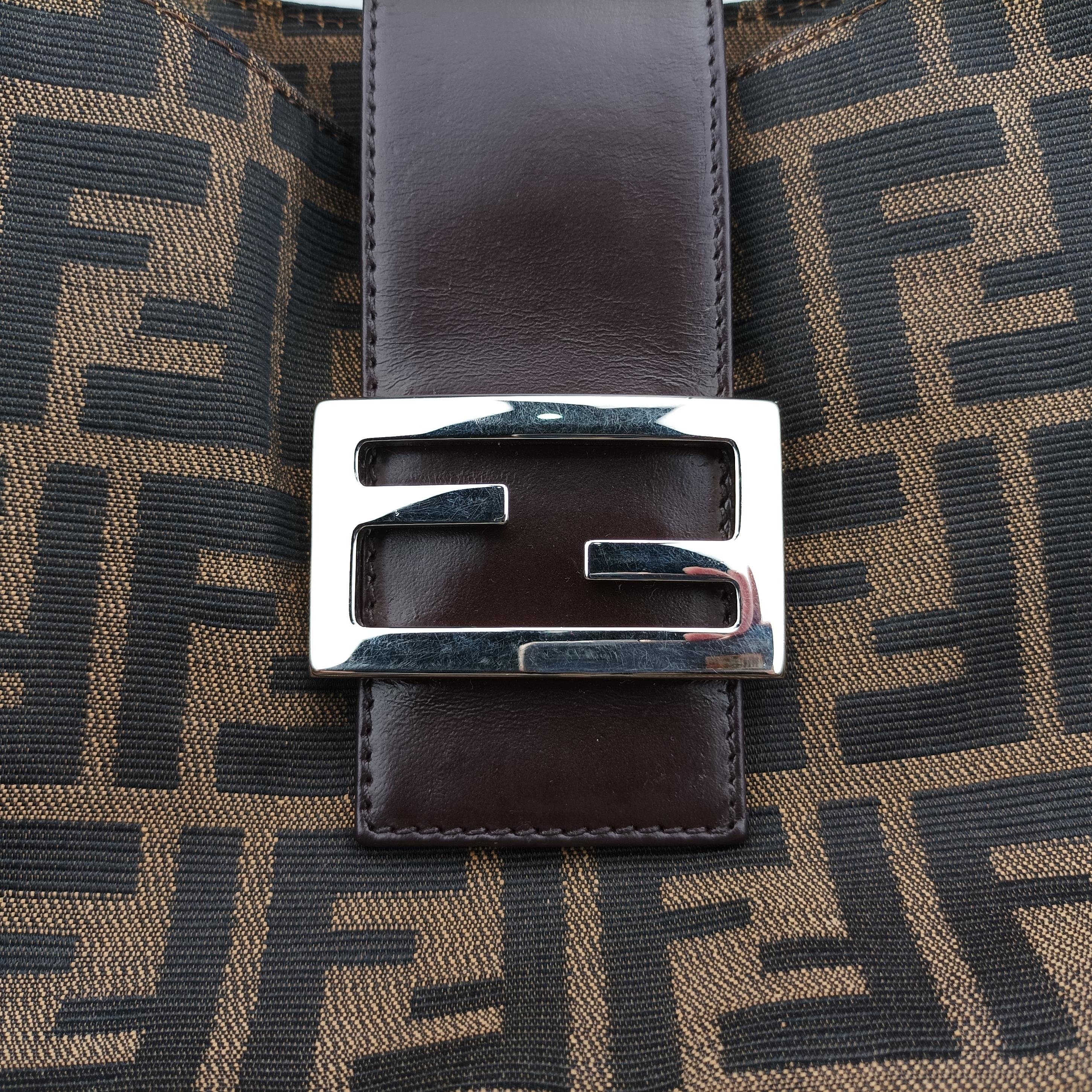Pre-owned Fendi Mamma Baguette Brown canvas×leather 091611 shoulderbag | stylenewstar