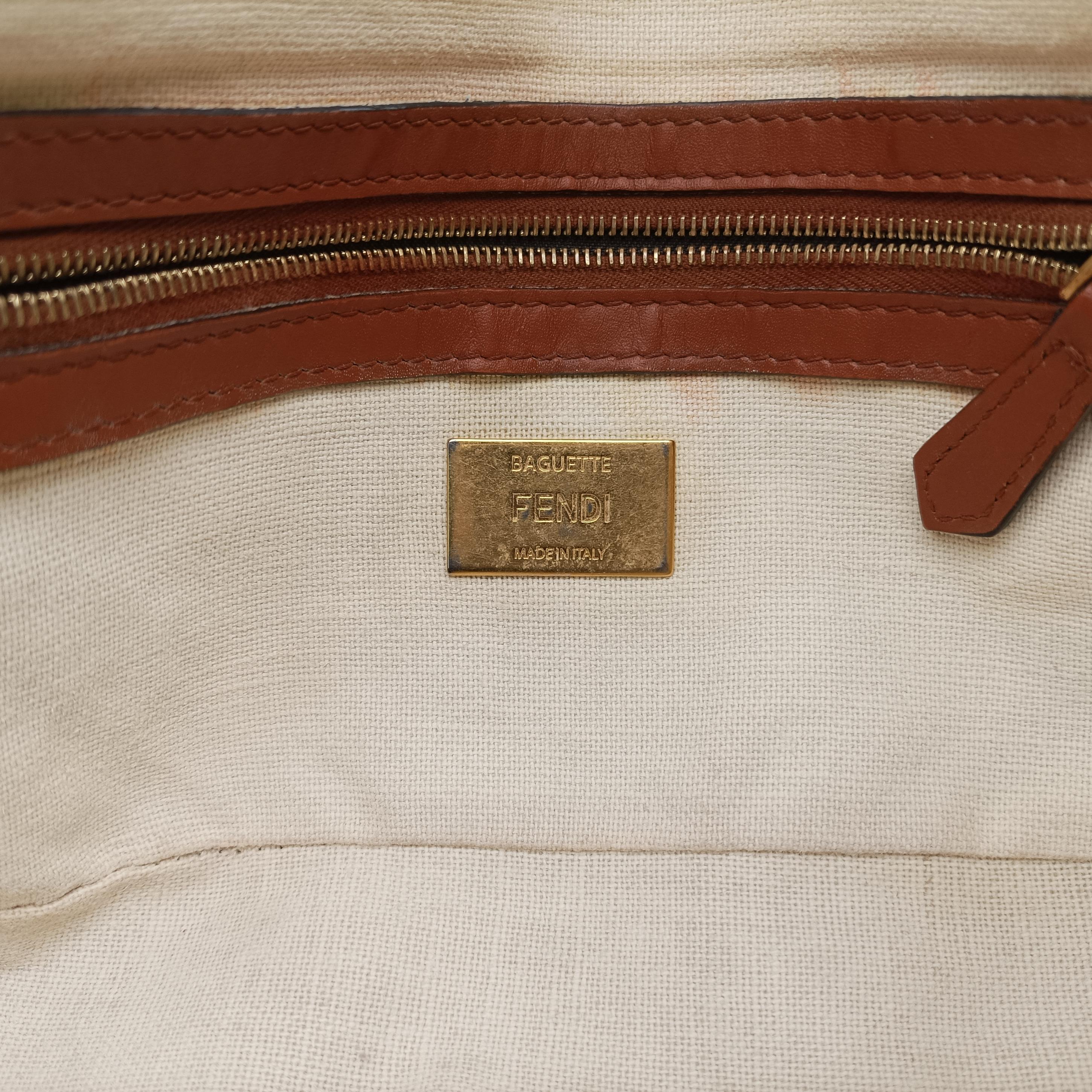 Pre-owned Fendi BAGUETTE Multicolour canvas 8BR600 shoulderbag | stylenewstar