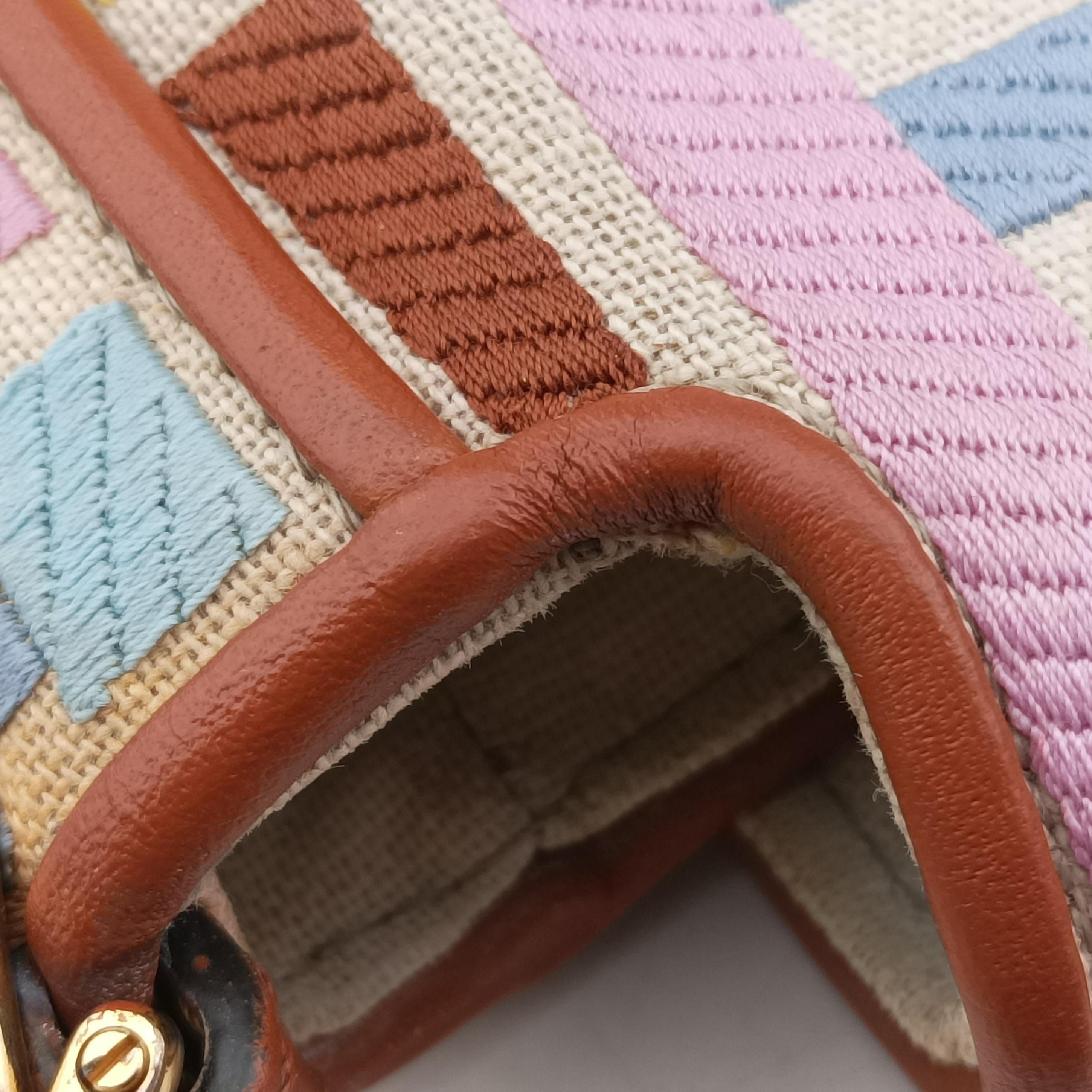 Pre-owned Fendi BAGUETTE Multicolour canvas 8BR600 shoulderbag | stylenewstar