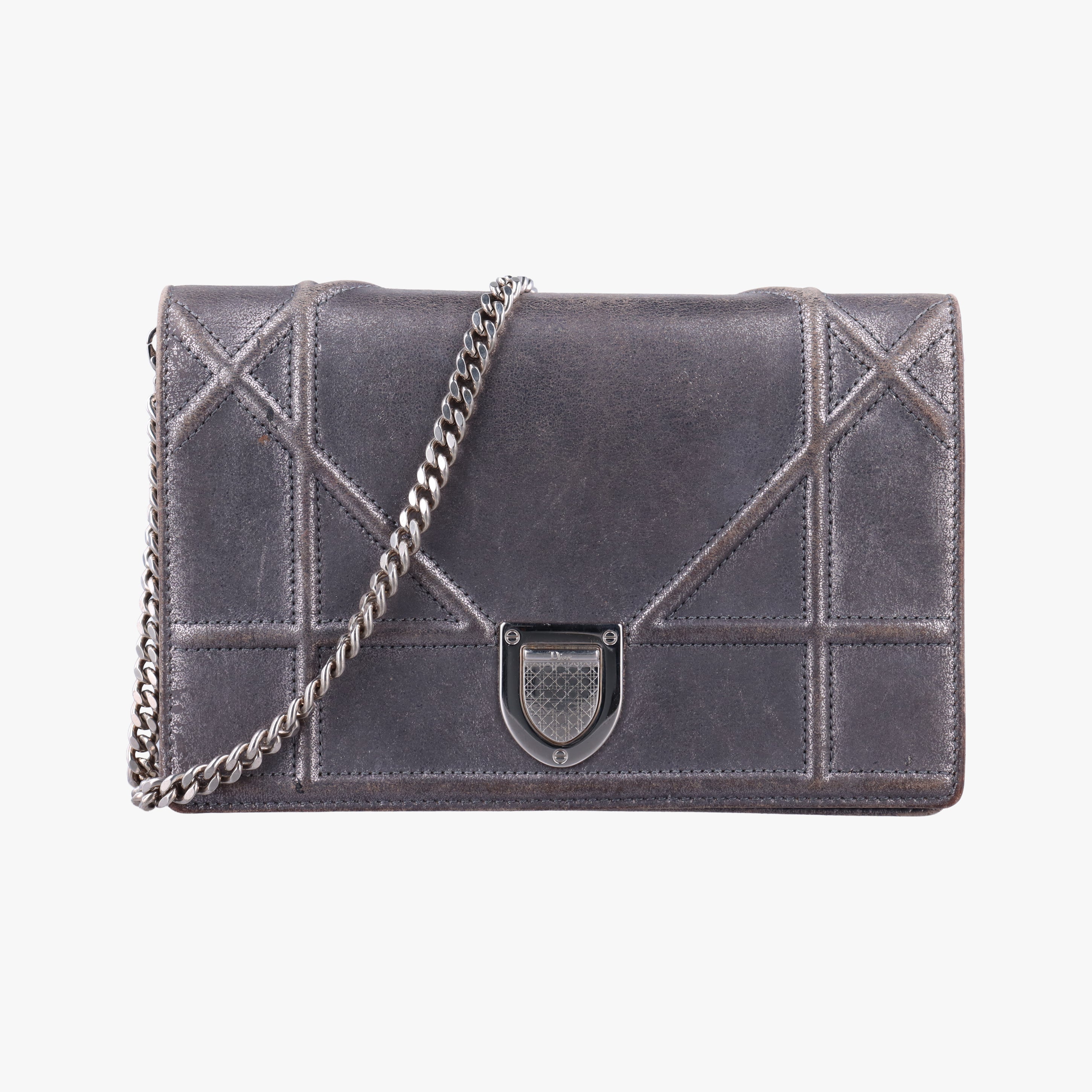 Pre-owned Christian Dior Diorama Silver Leather  shoulderbag | stylenewstar