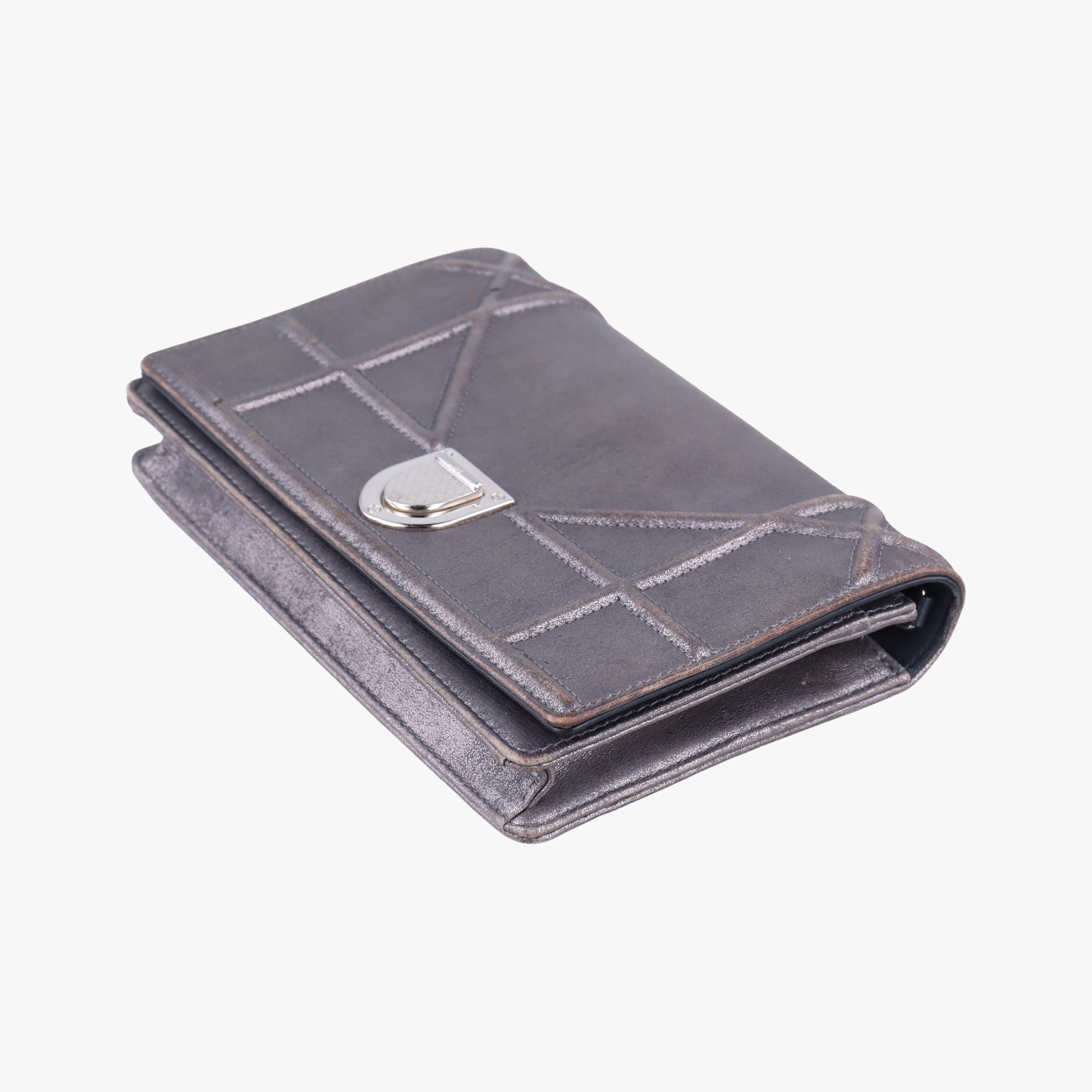 Pre-owned Christian Dior Diorama Silver Leather  shoulderbag | stylenewstar